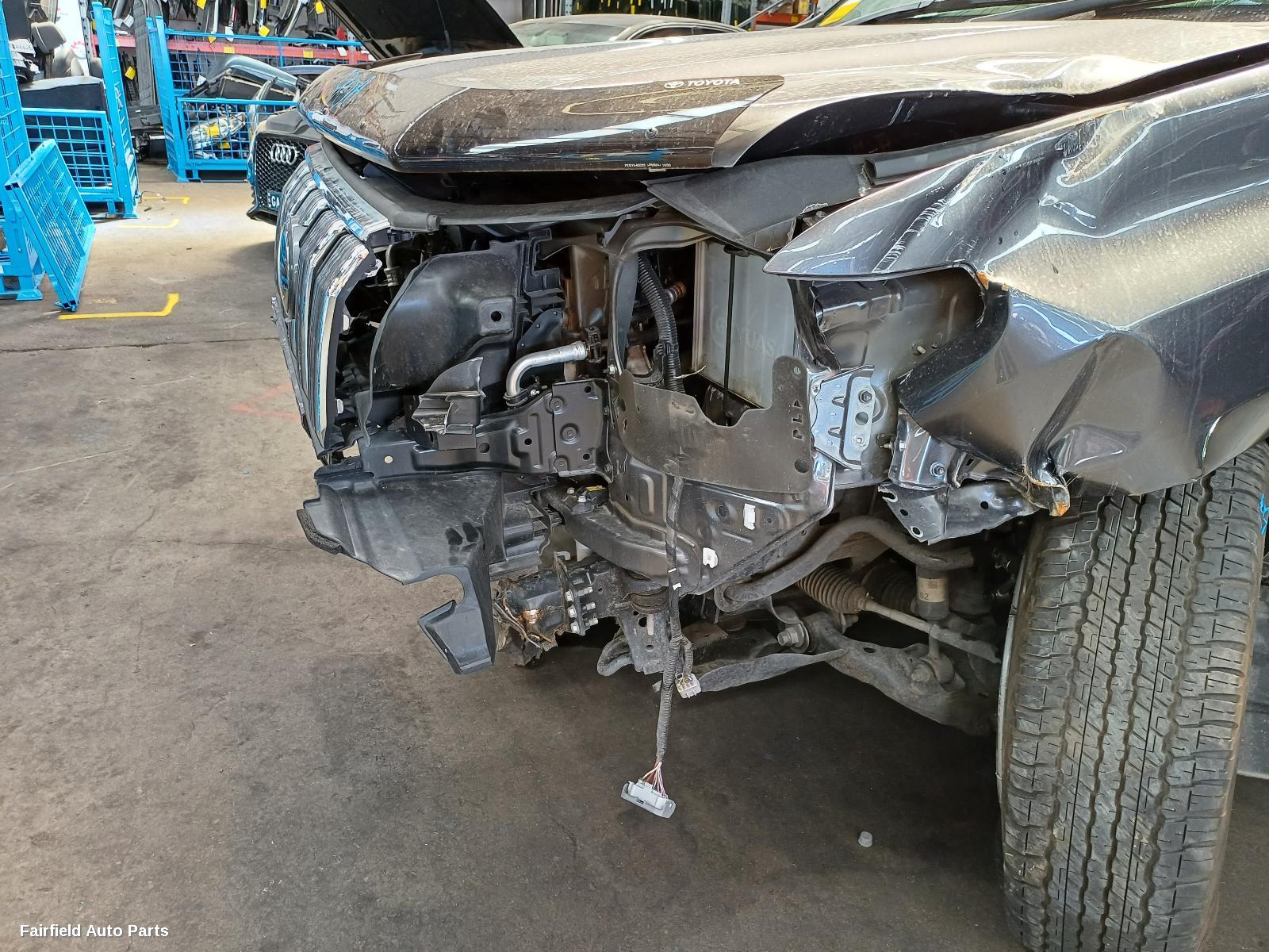 2020 Toyota Prado Fuel Door Filler