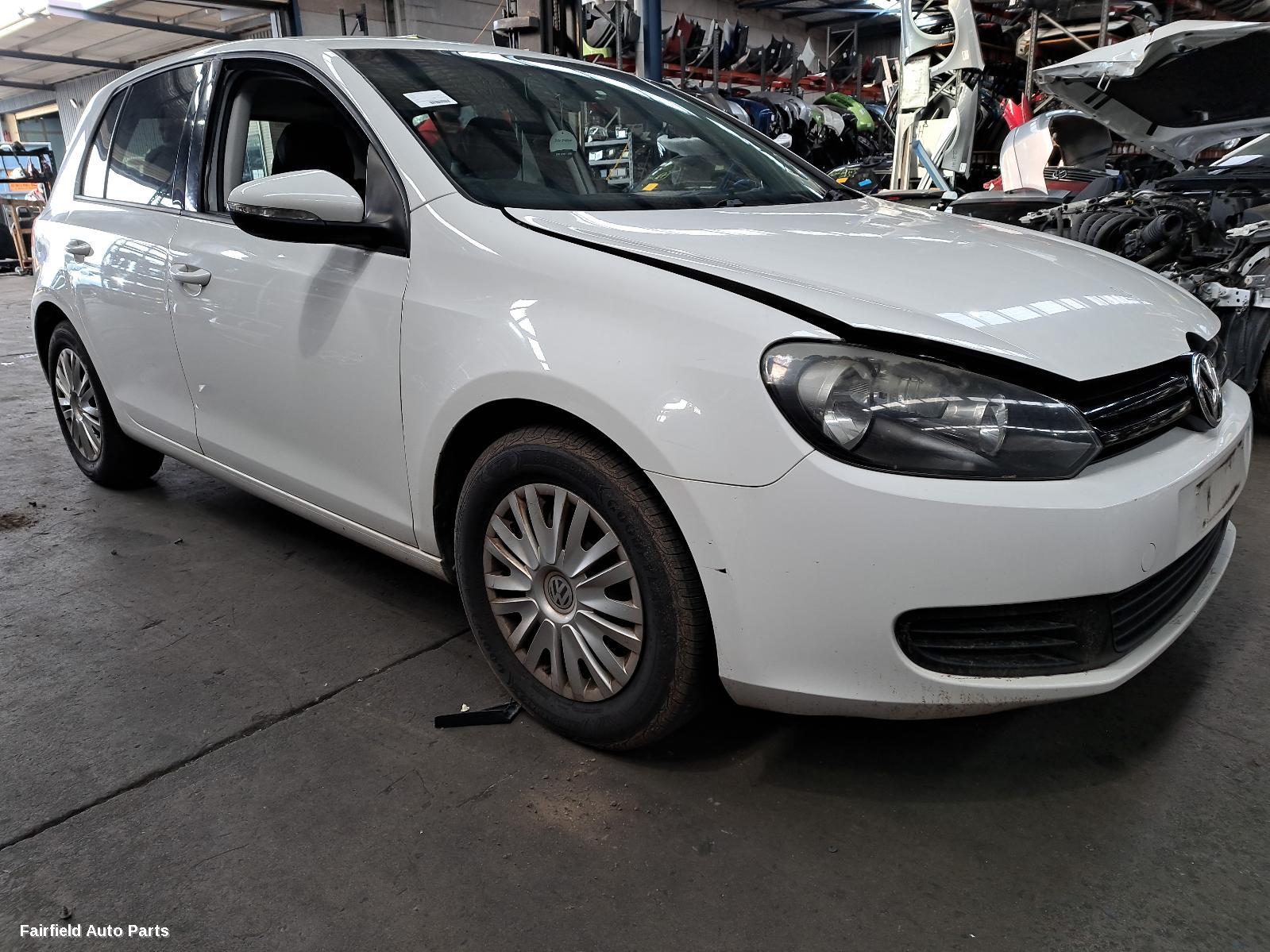 2008-2013 Volkswagen Golf Grille