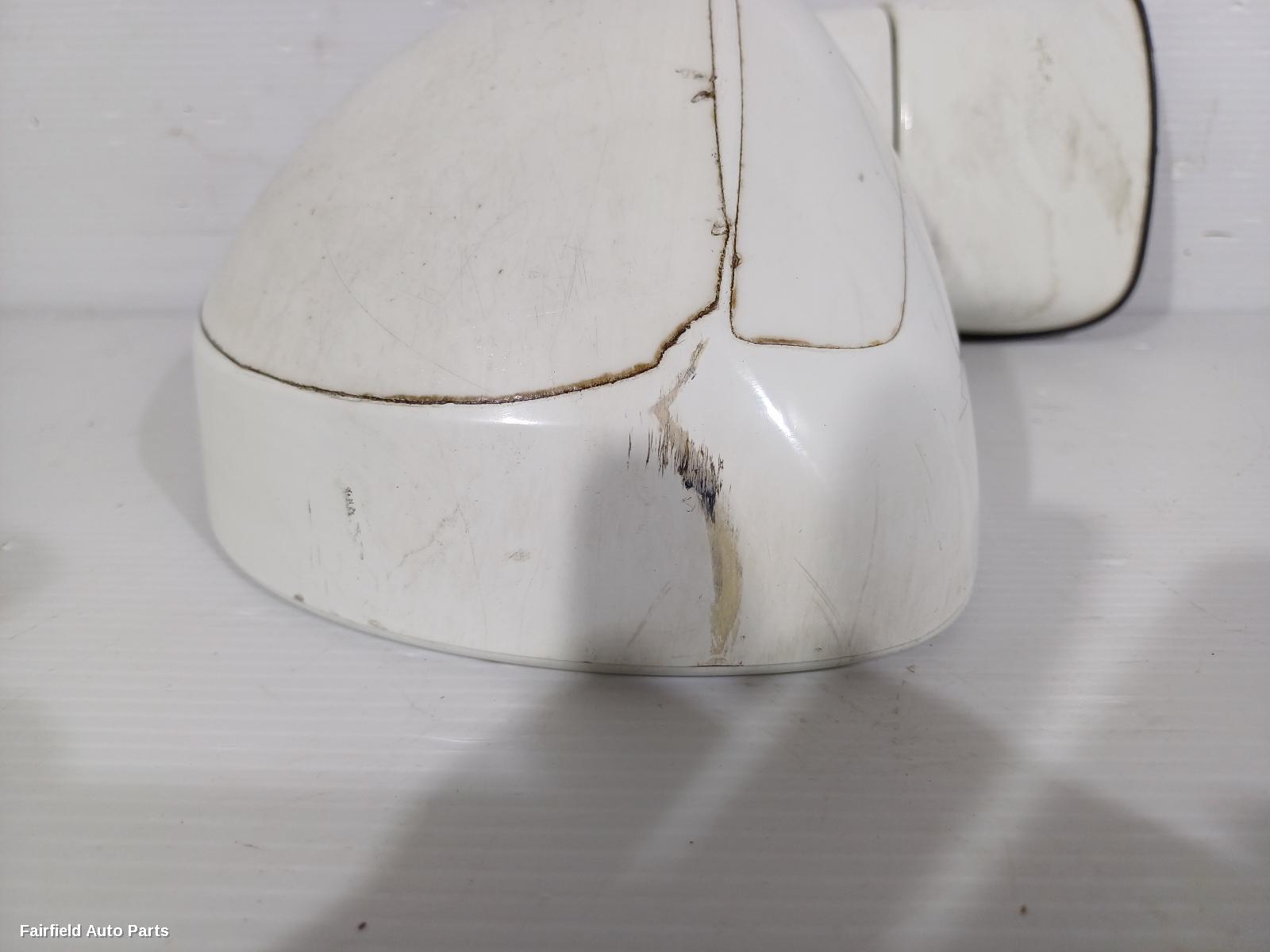 2013-2016 Ssangyong Stavic Right Door Mirror