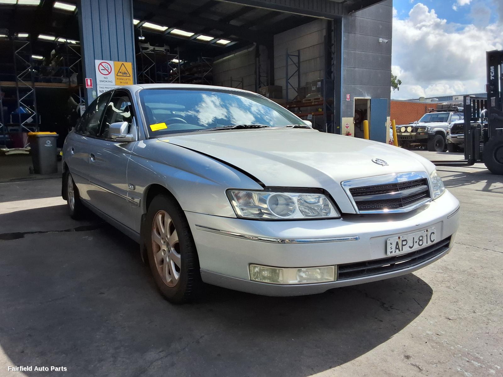 2003 Holden Statesman/caprice Left Front Door Window