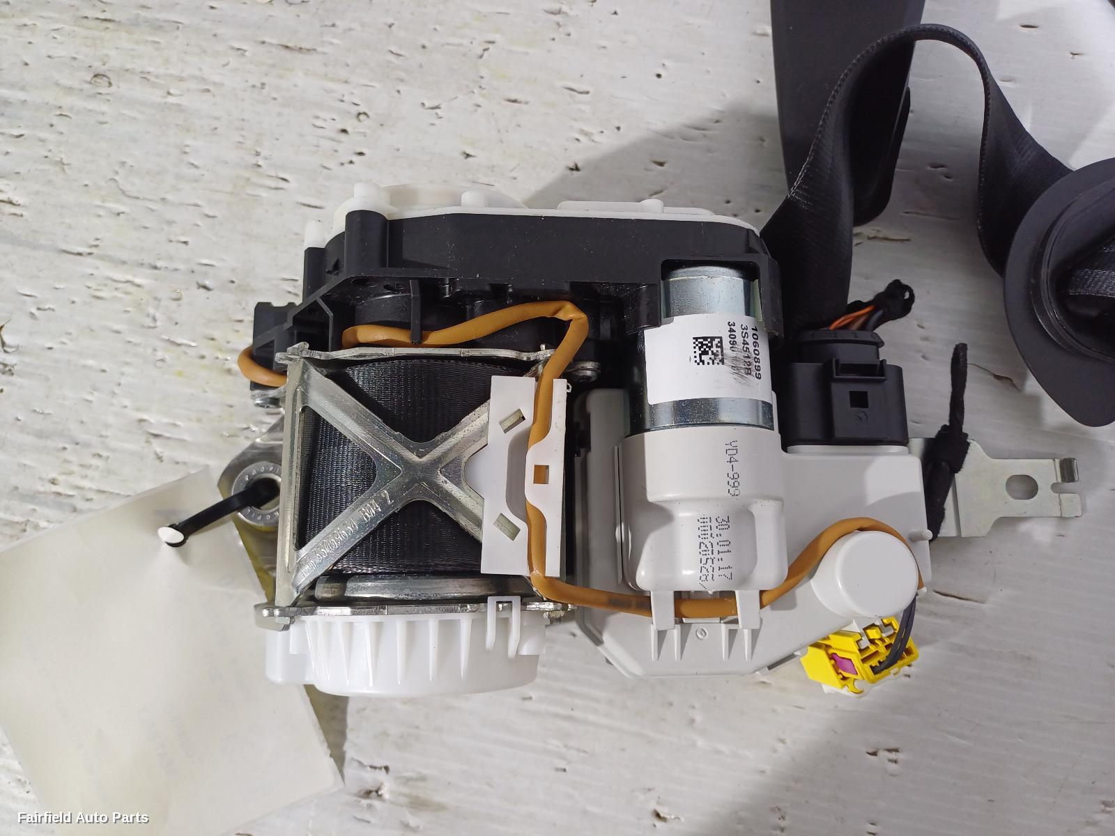 2010-2018 Volkswagen Touareg Seatbelt Stalk