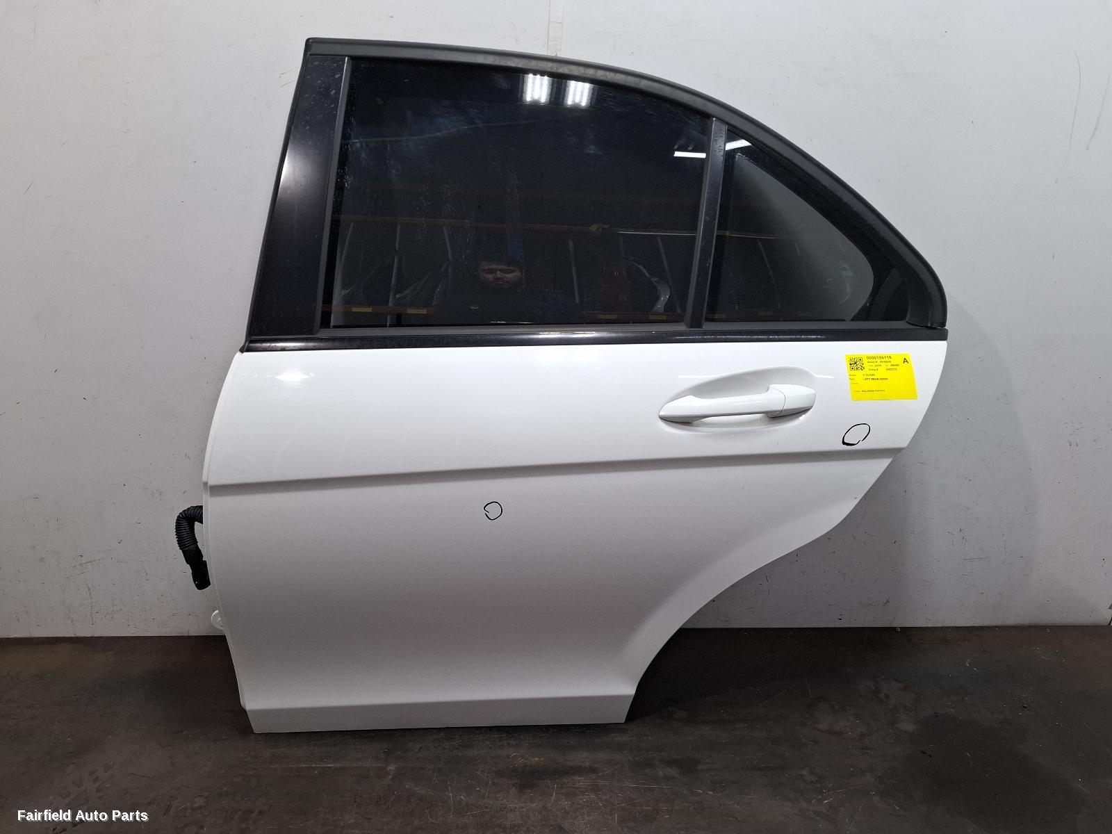 2014 Mercedes C Class Left Rear Door Sliding