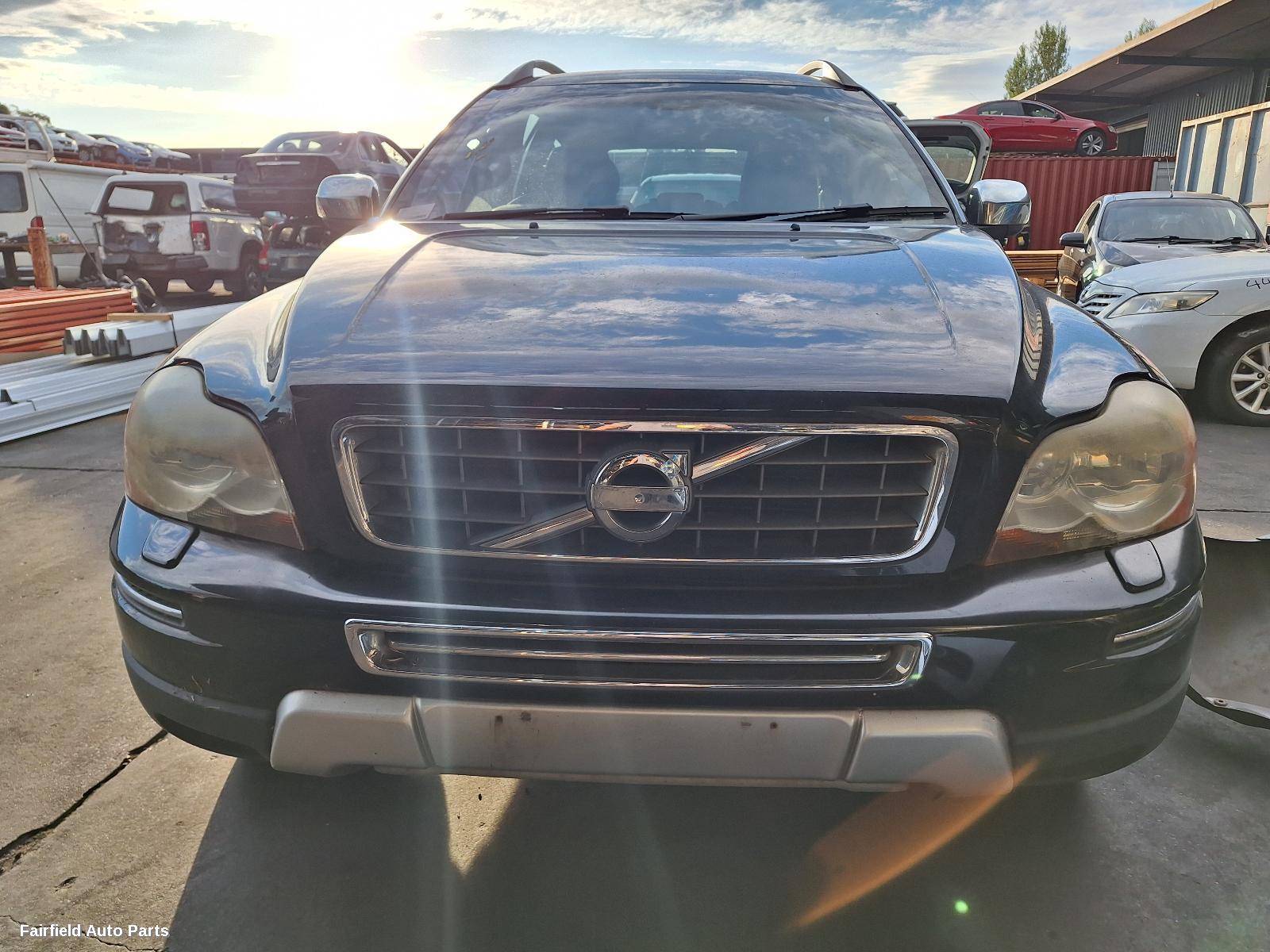 2010 Volvo Xc90 Left Taillight