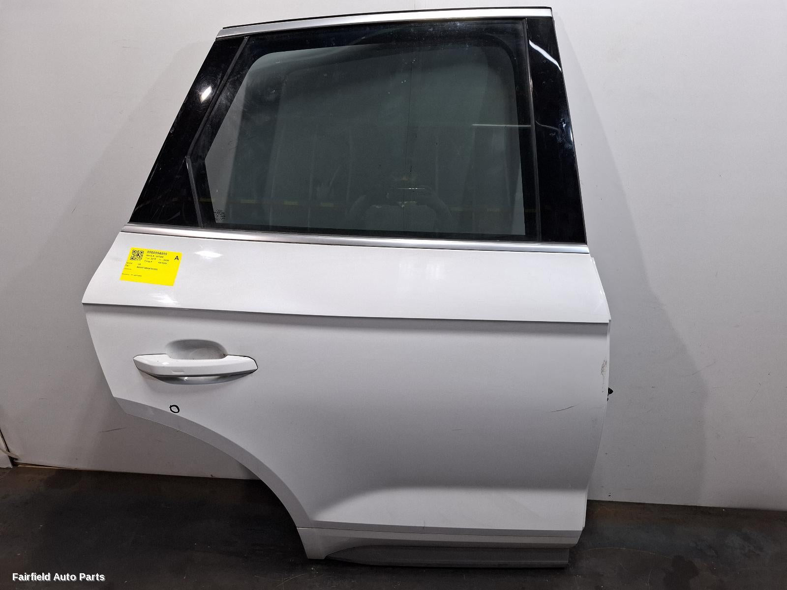 2017-2020 Audi Q5 Right Rear Door Sliding