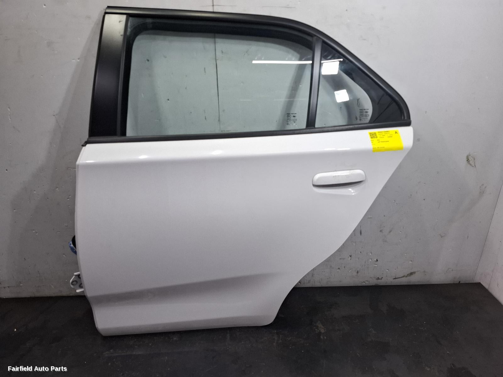 2016-2025 Mg Mg3 Left Rear Door Sliding