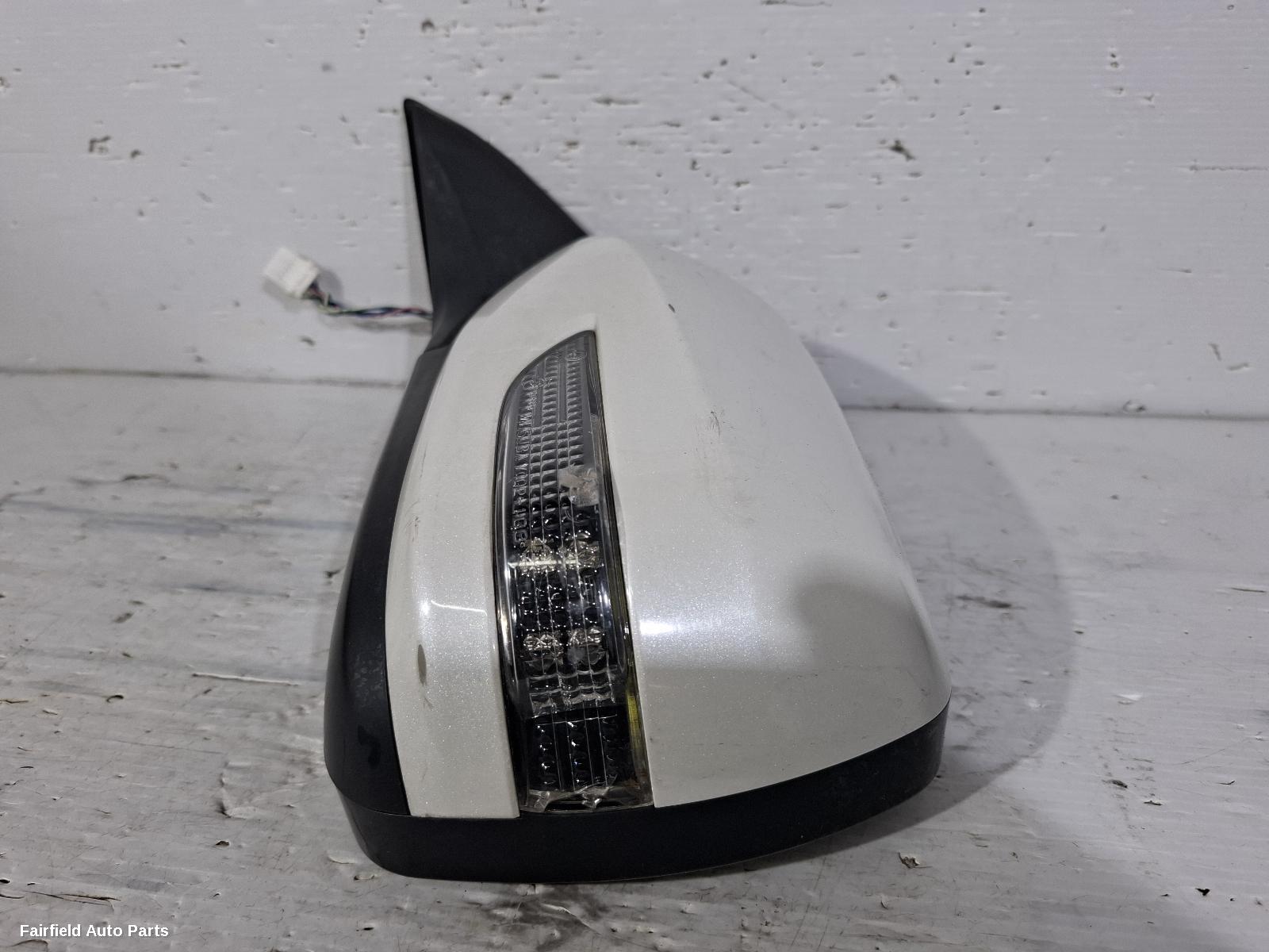 2009-2011 Subaru Liberty Left Door Mirror