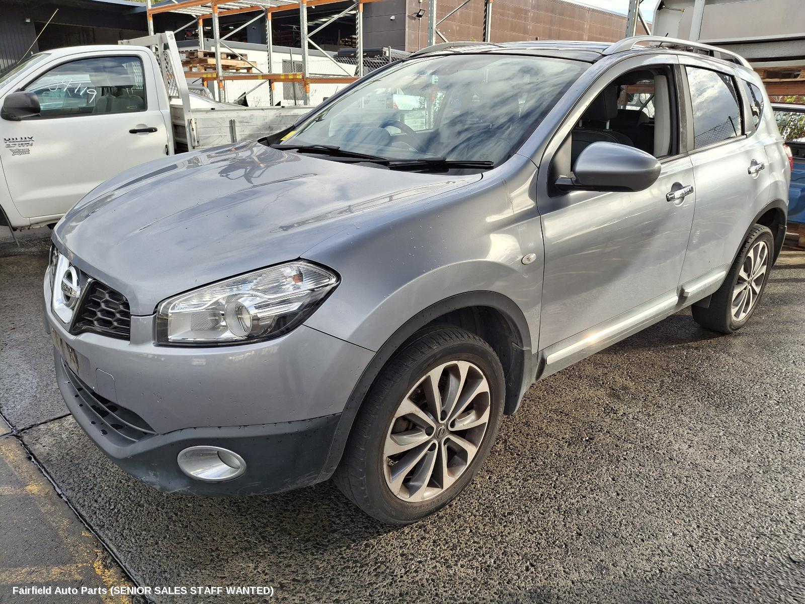 2011 Nissan Dualis Left Headlamp