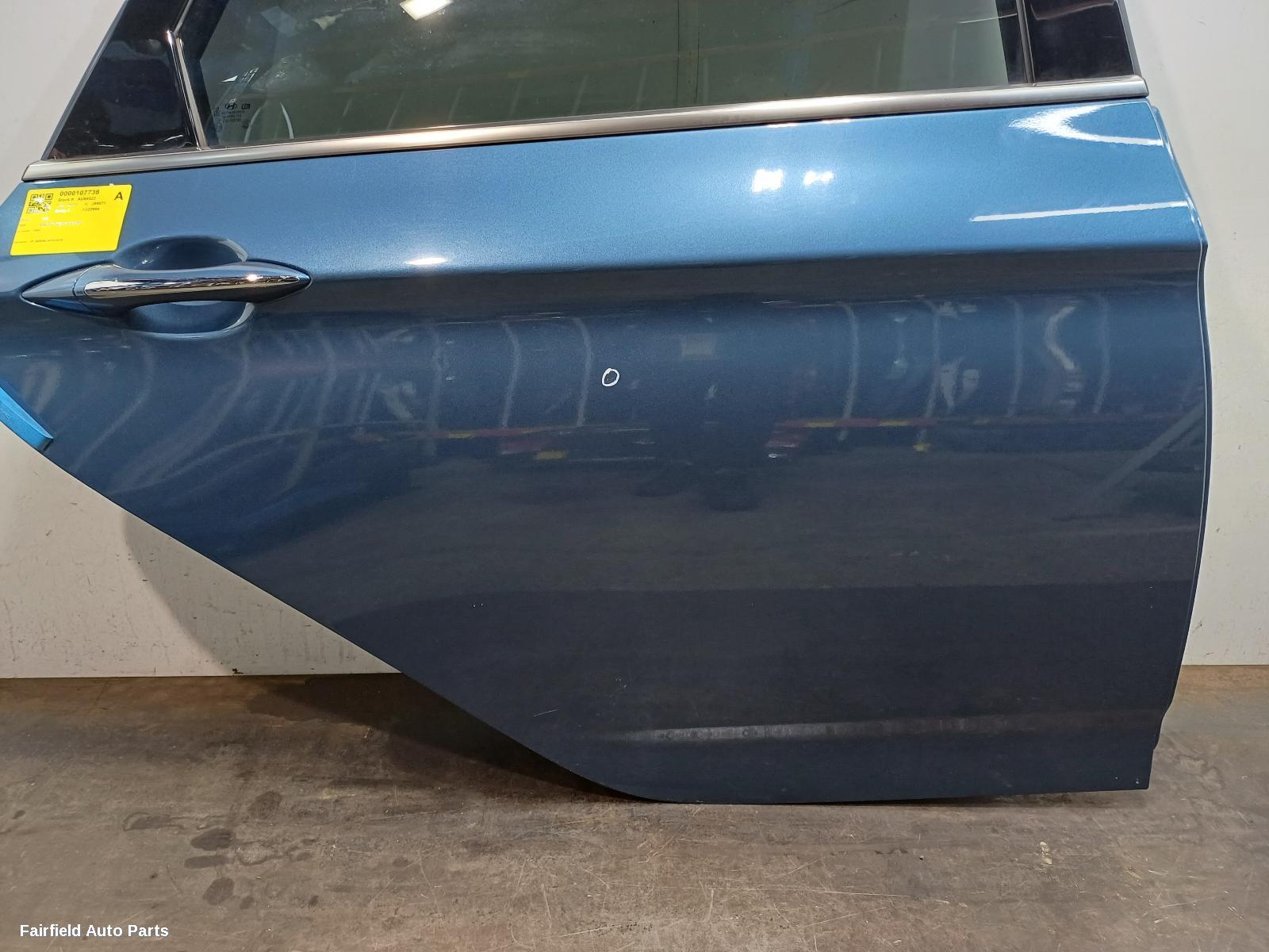 2012-2019 Hyundai I40 Right Rear Door Sliding