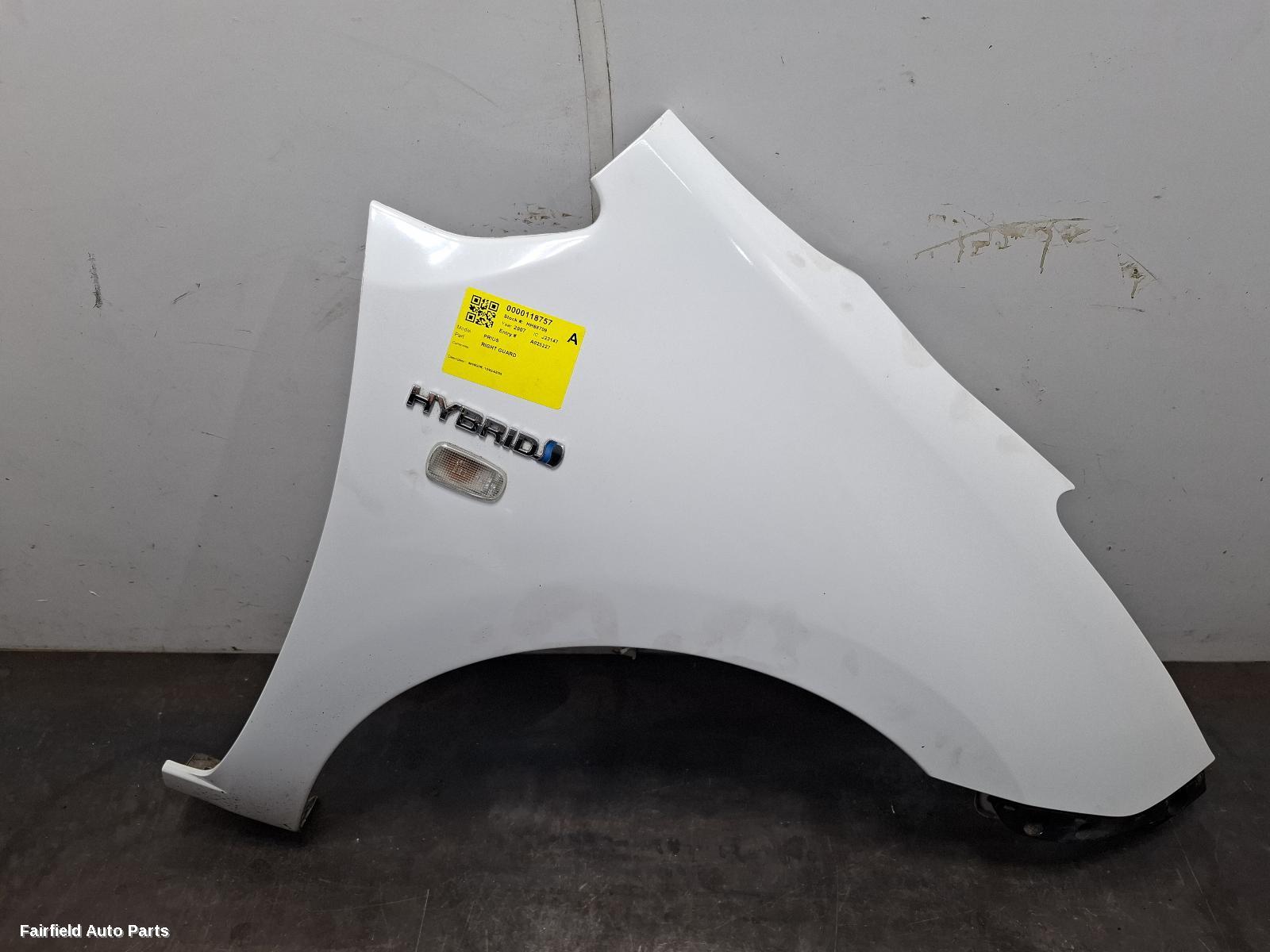 2003-2009 Toyota Prius Right Guard