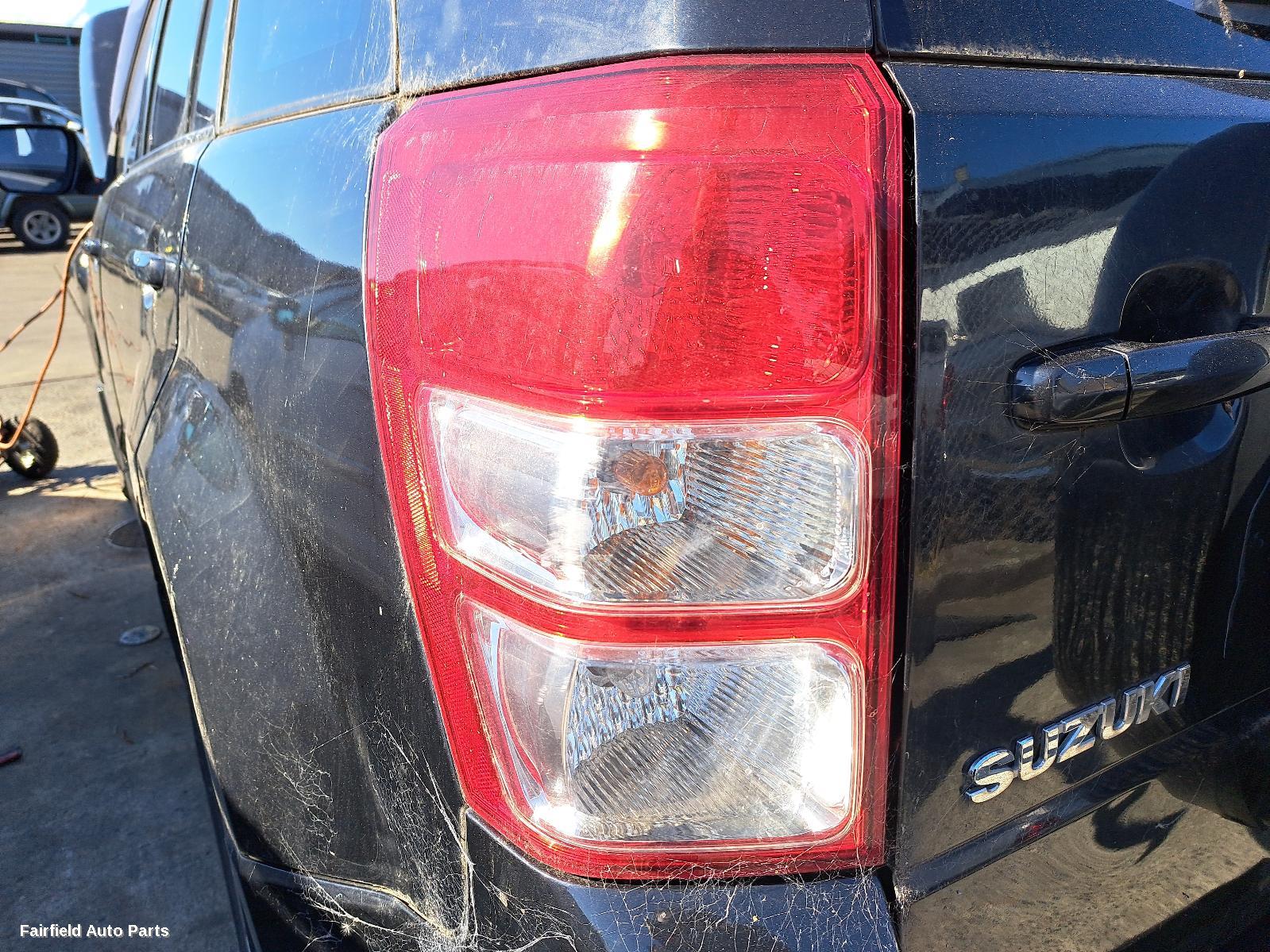 2005 Suzuki Vitara Right Taillight