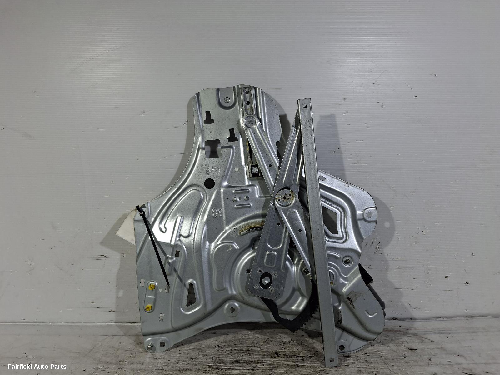2009-2016 Hyundai Ix35 Left Front Window Reg Motor