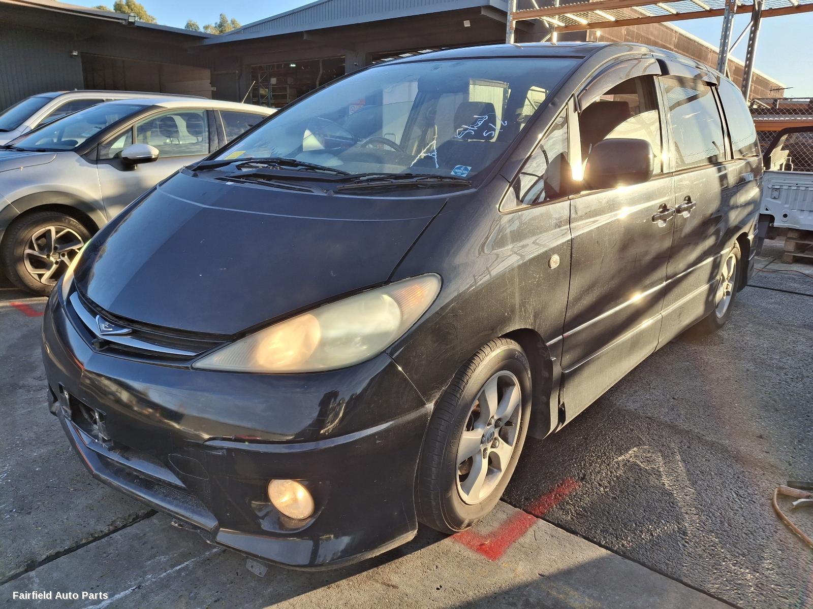 2003 Toyota Estima Left Taillight