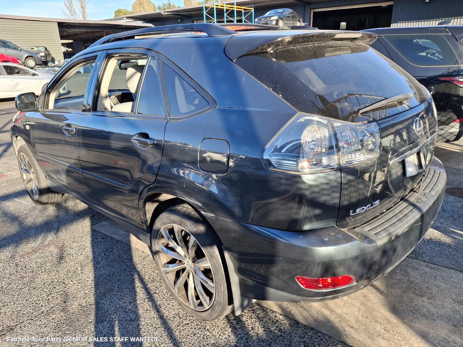 2006 Lexus Rx Series Rear Bumper