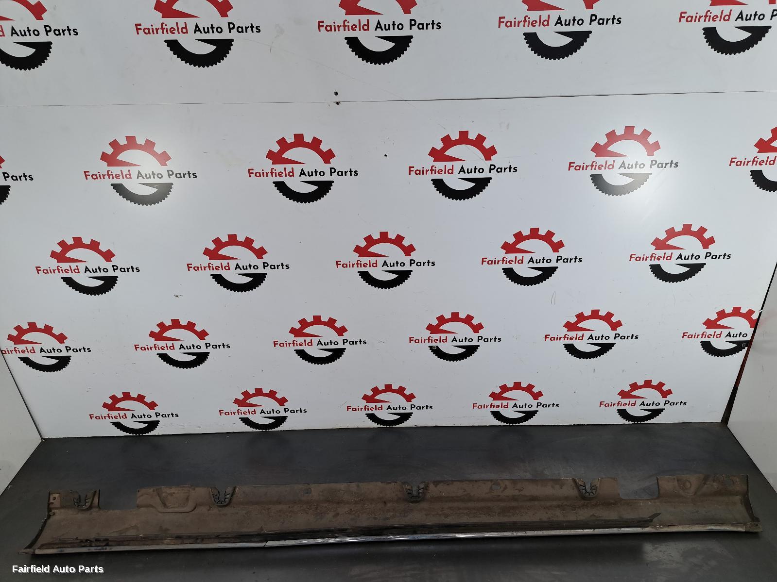 2014-2021 Mercedes C Class Side Step Skirt