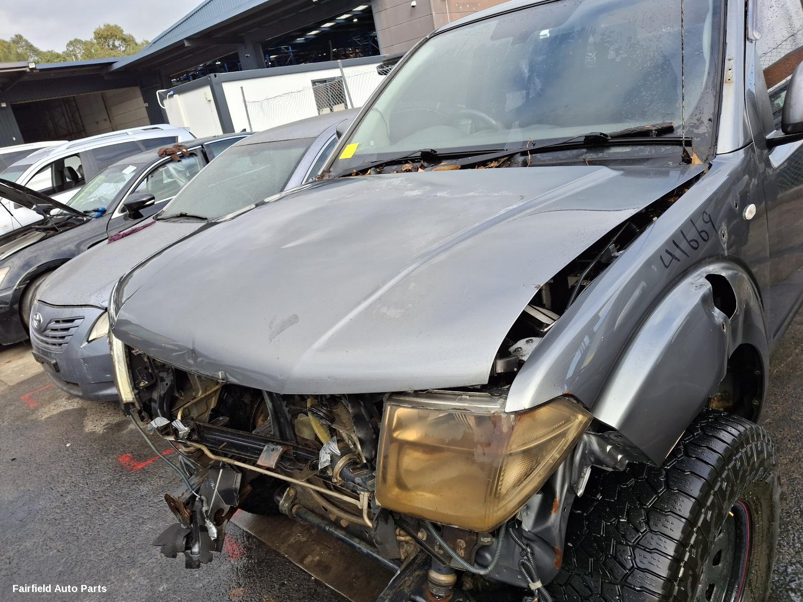 1997-2015 Nissan Navara Pwr Dr Wind Switch