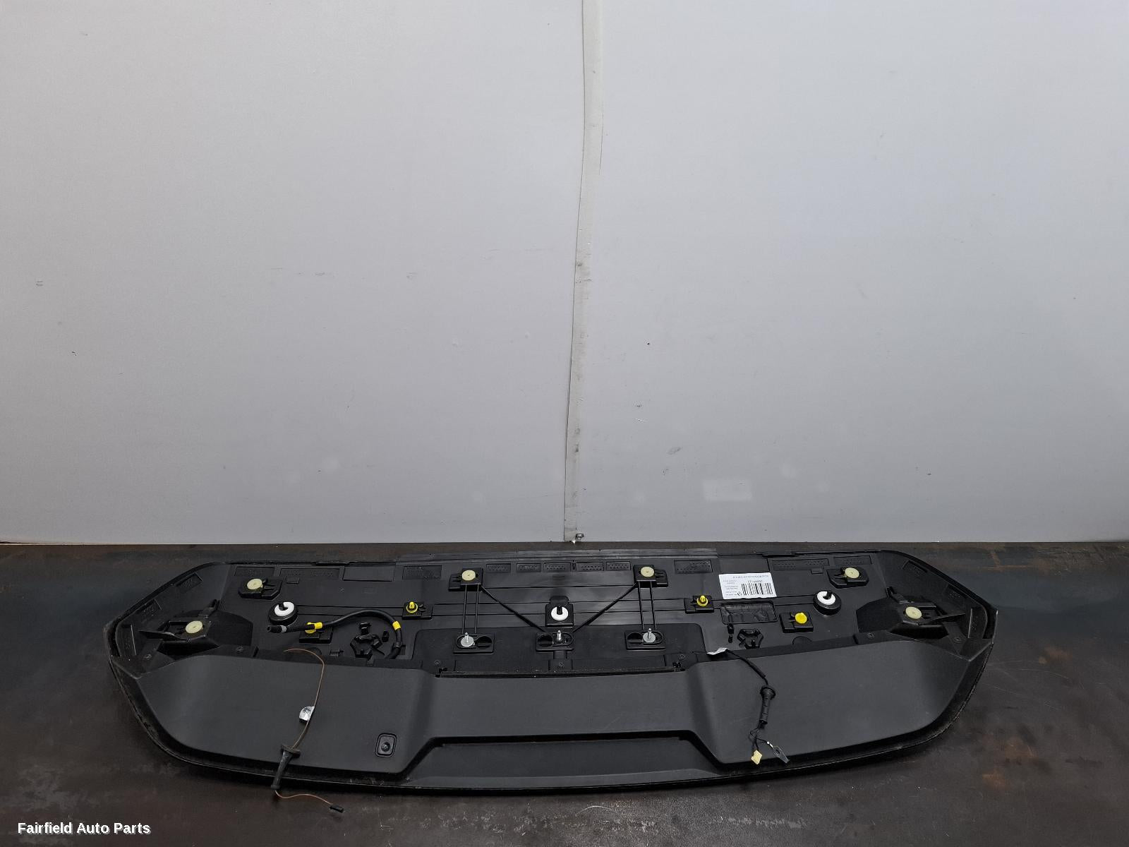 2018-2025 Volvo Xc40 Rear Spoiler