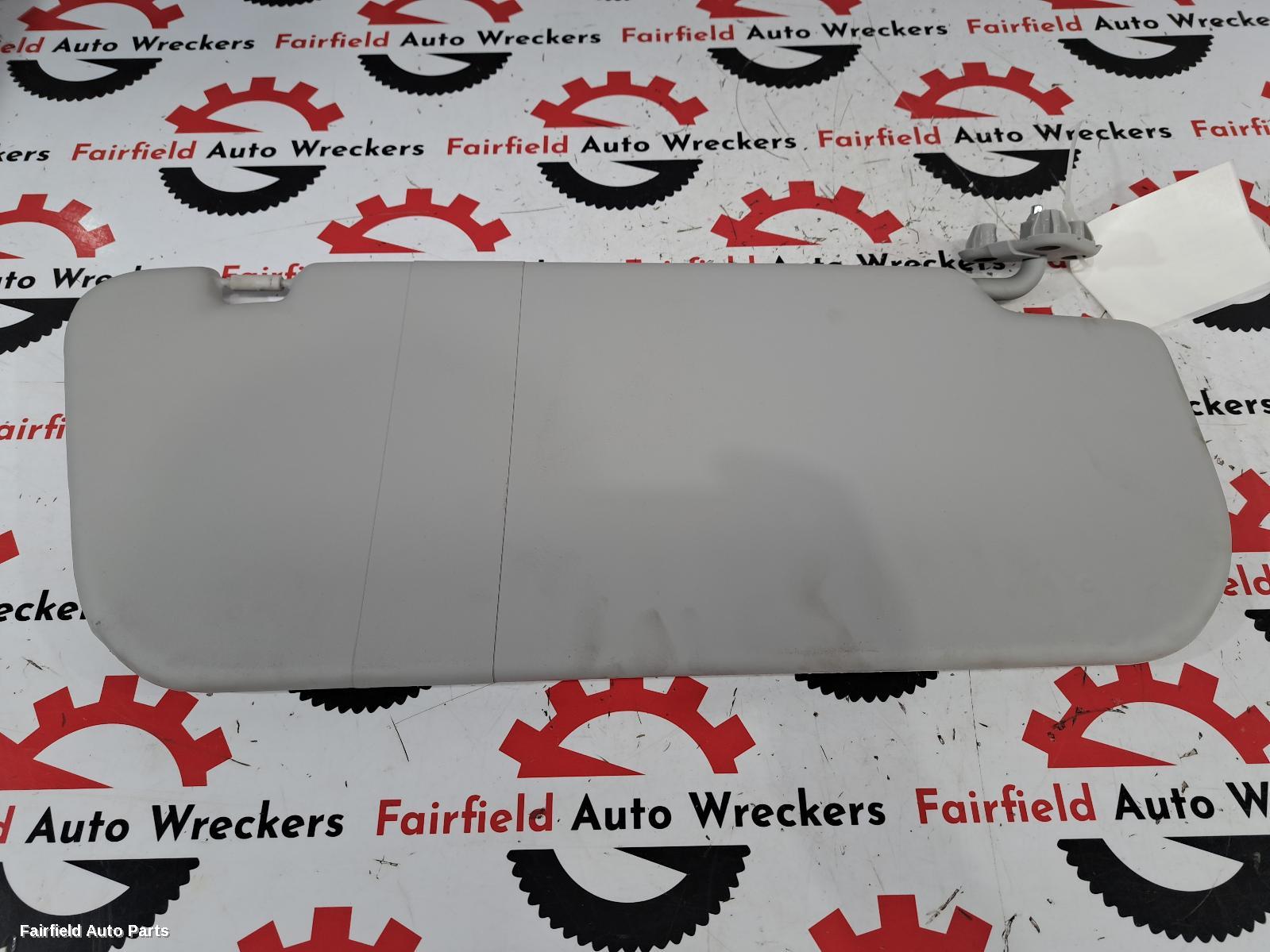 2022 Ldv Deliver 9 Sunvisor