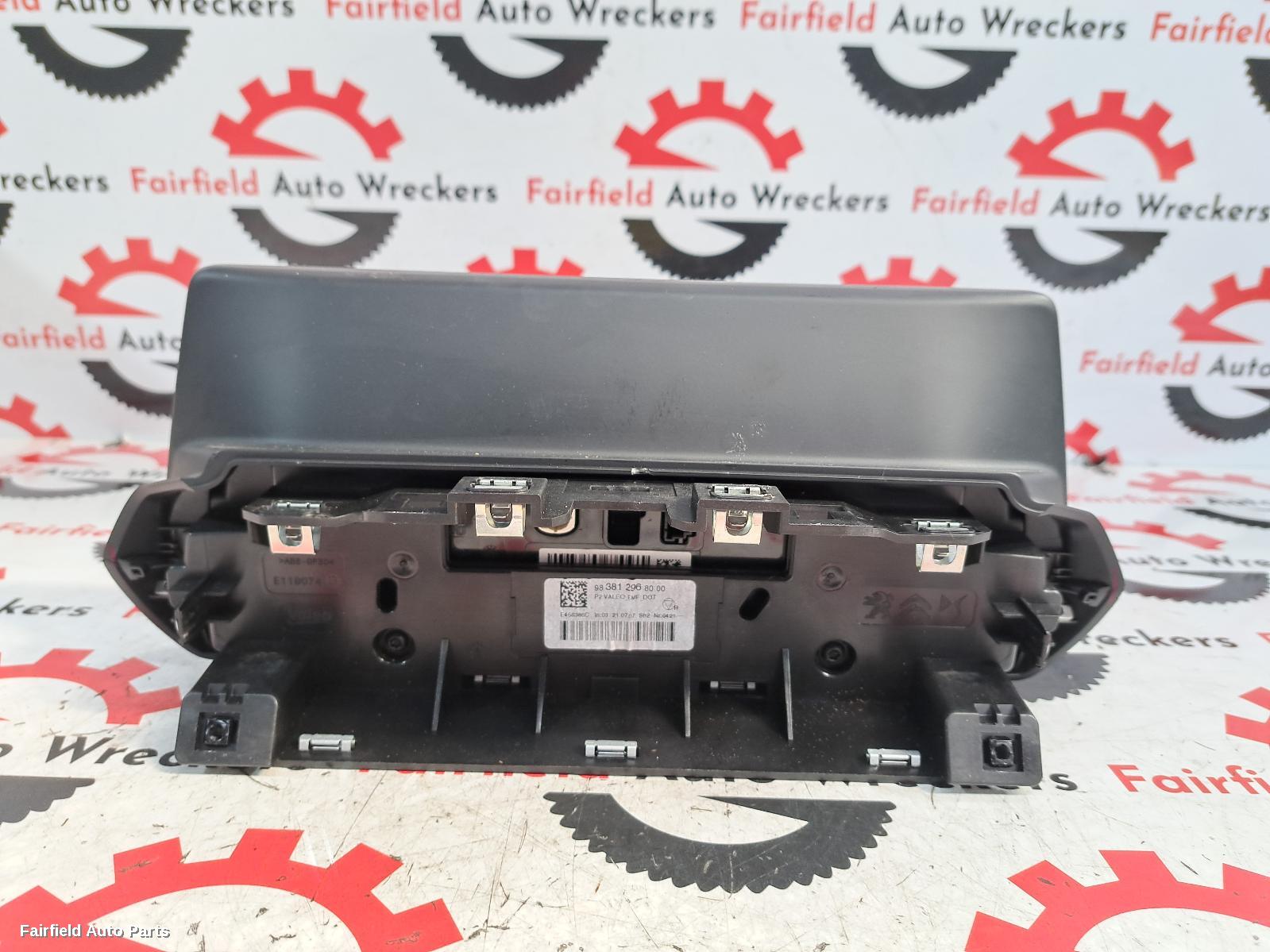 2020-2024 Peugeot 2008 Radio Cd Dvd Sat Tv