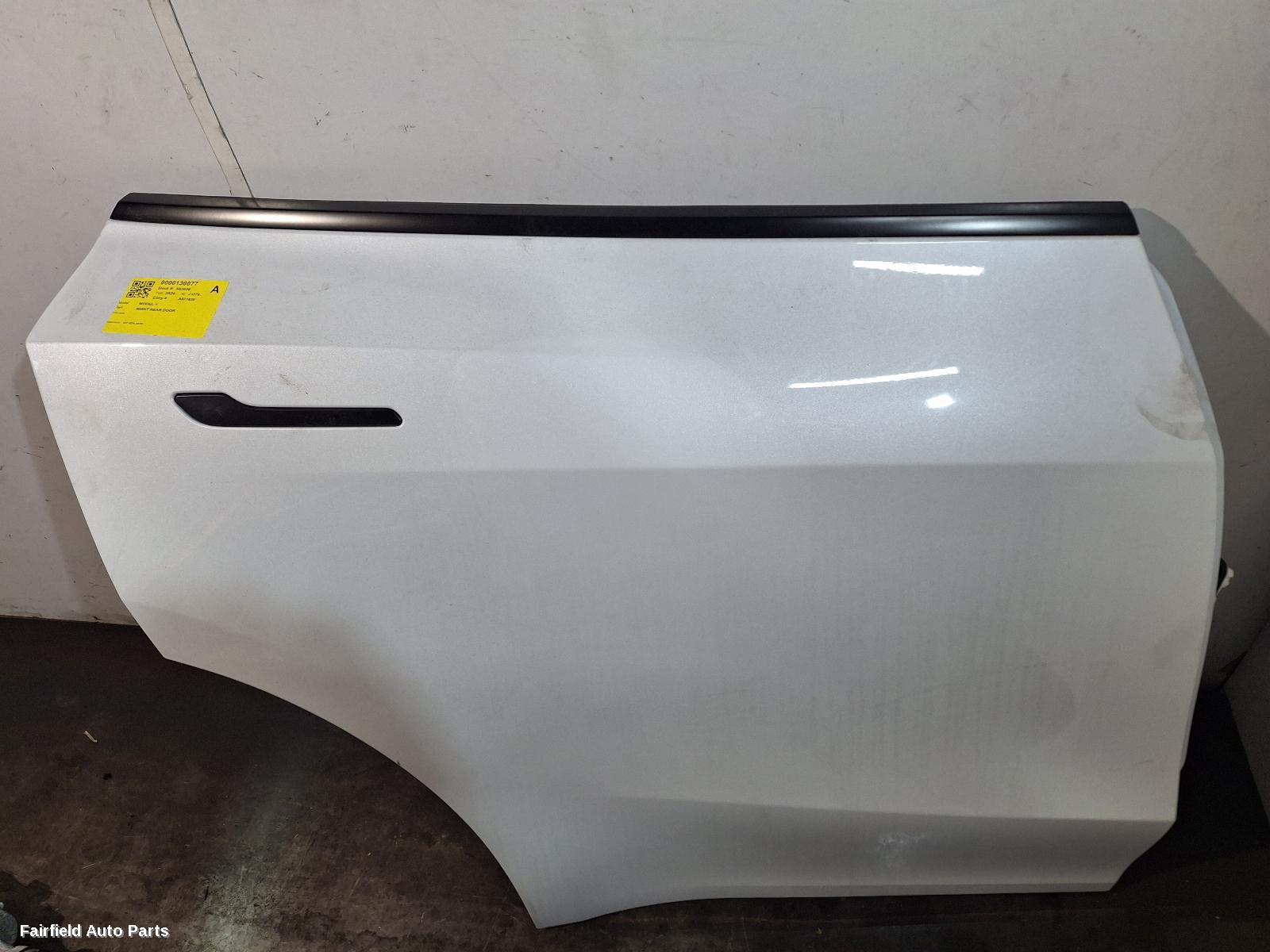 2022-2026 Tesla Model Y Right Rear Door Sliding