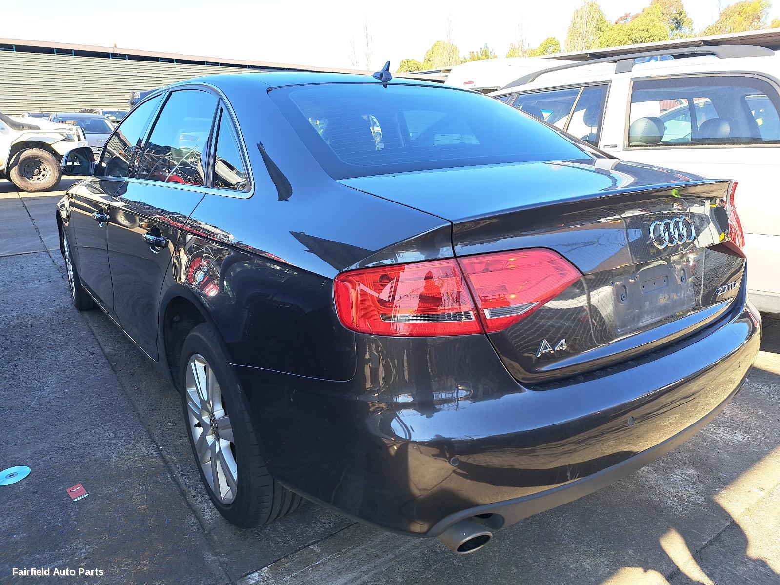 2009 Audi A4 Left Headlamp