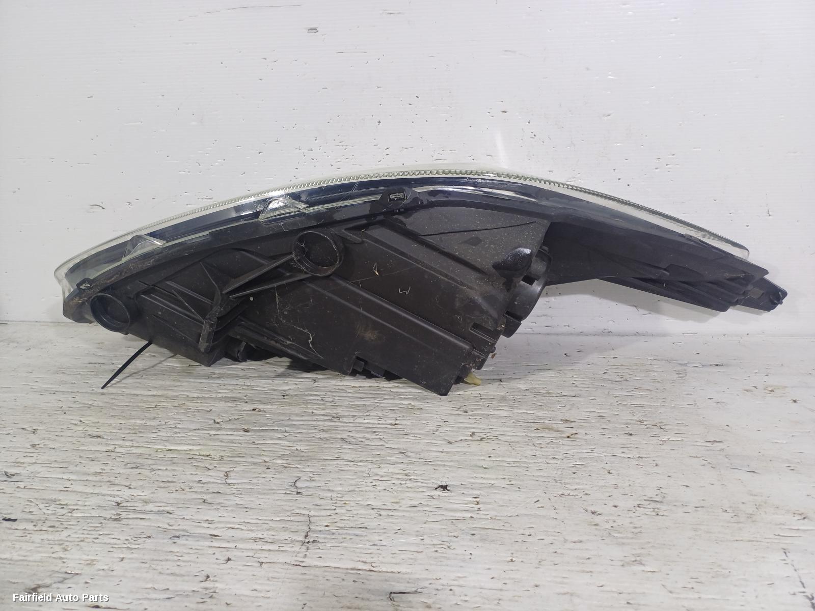 2013-2019 Ford Fiesta Left Headlamp
