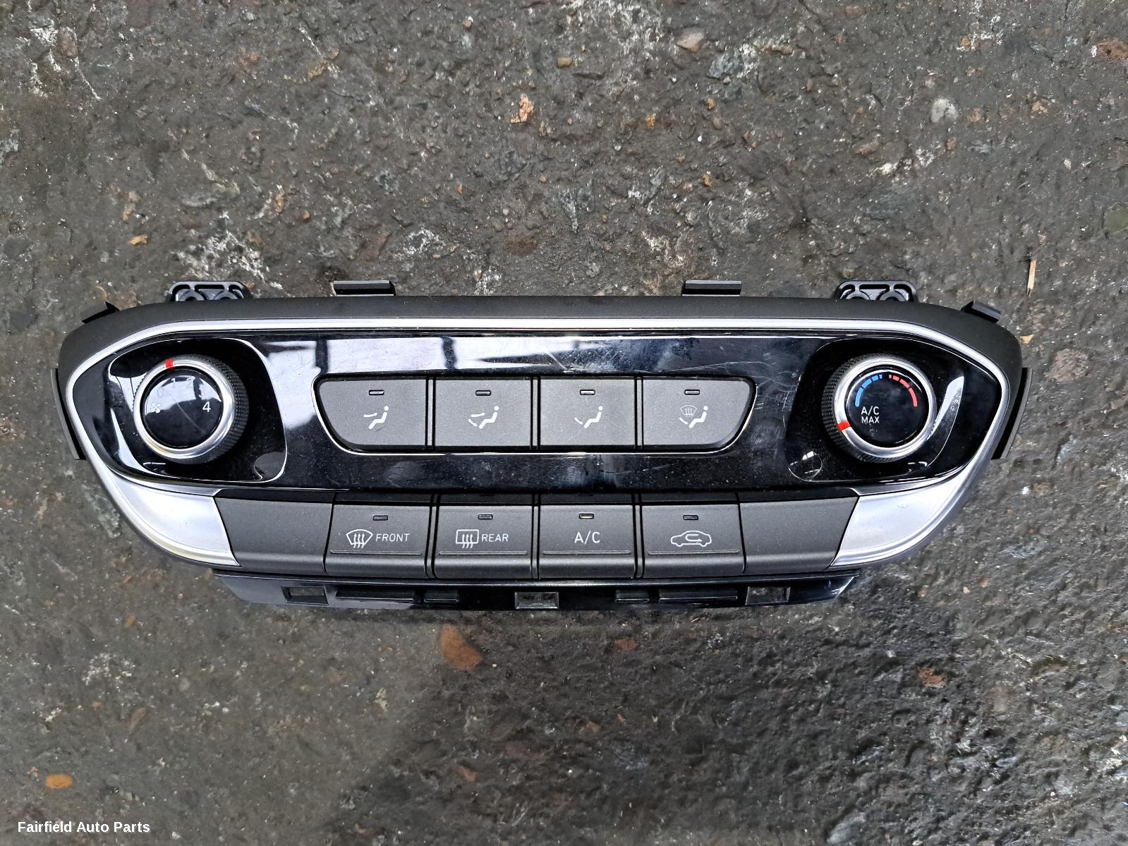 2017-2025 Hyundai I30 Heater Ac Controls