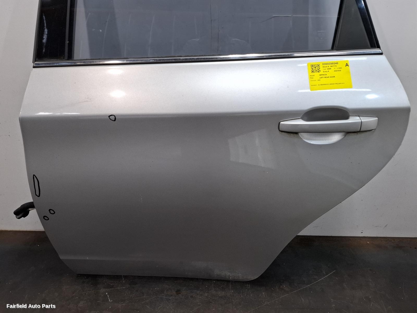 2007-2011 Subaru Impreza Left Rear Door Sliding