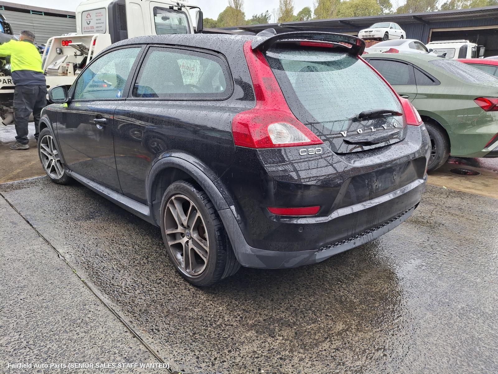 2007-2013 Volvo C30 Overflow Bottle