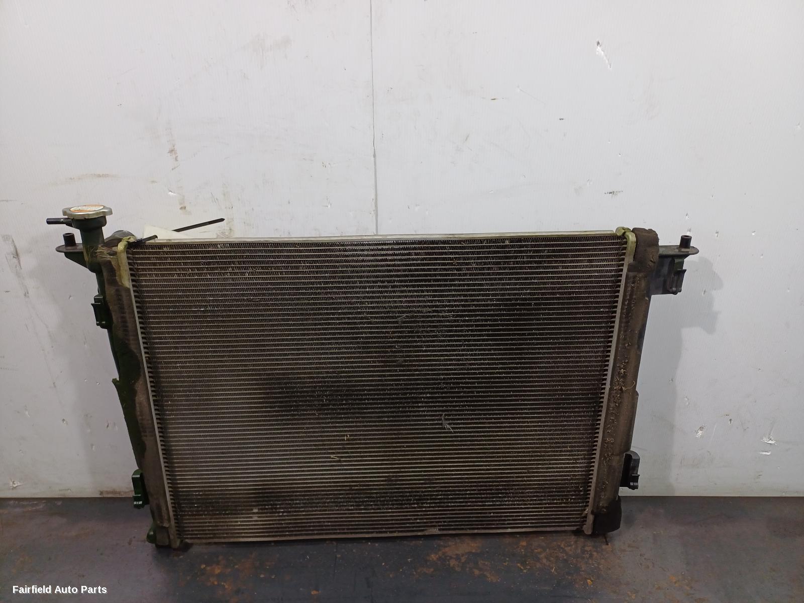 2010-2013 Kia Sportage Radiator