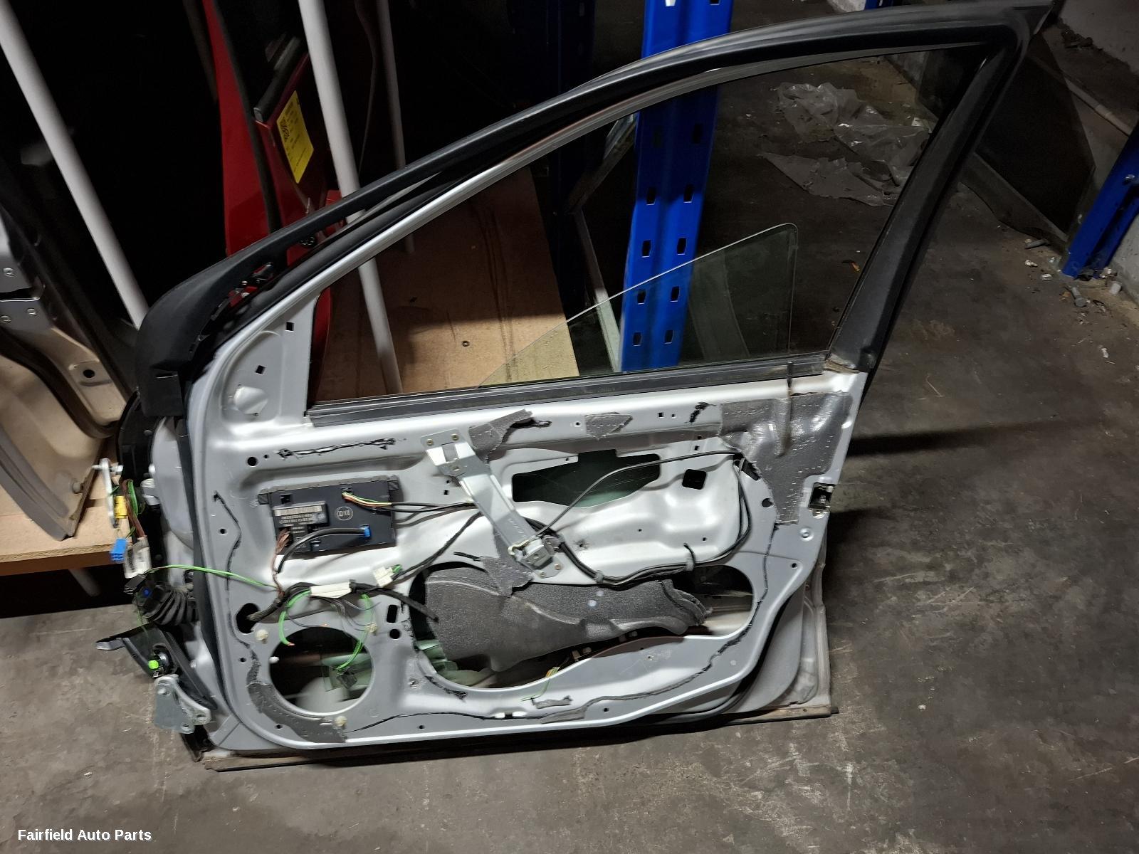 2000-2007 Mercedes C Class Right Front Door