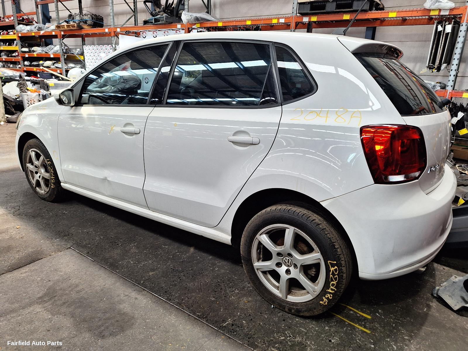 2012 Volkswagen Polo Sunvisor