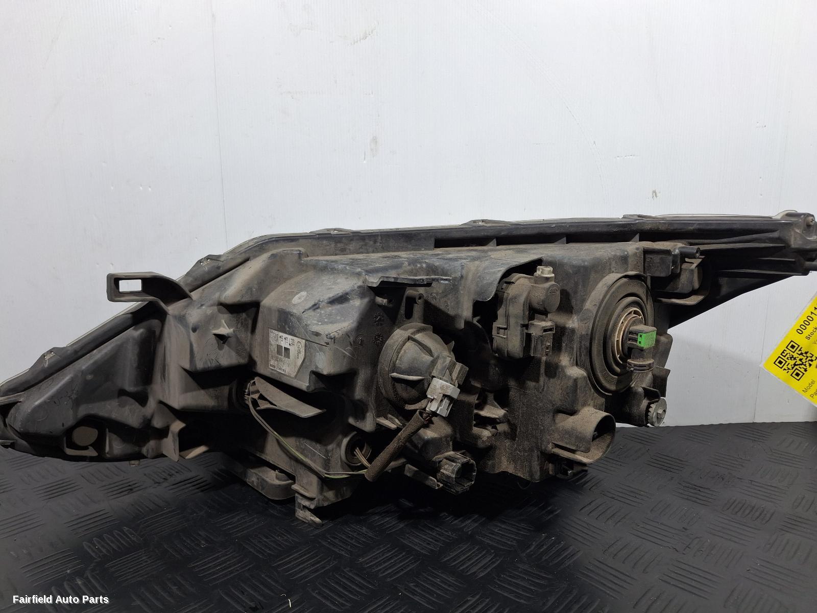 2013-2017 Nissan Qashqai Right Headlamp