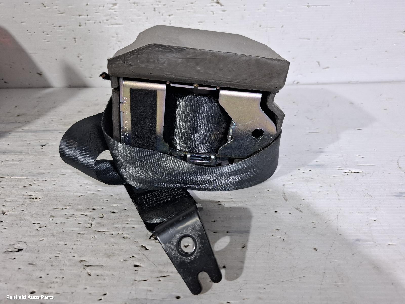 2017-2025 Volvo Xc60 Seatbelt Stalk