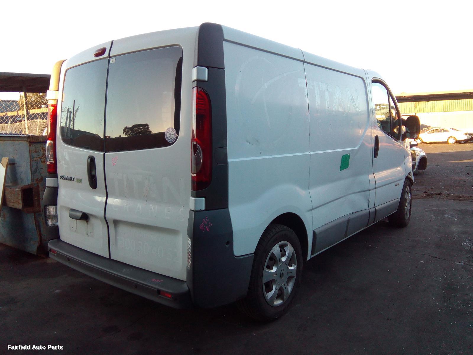 2014 Renault Trafic Rear Bumper