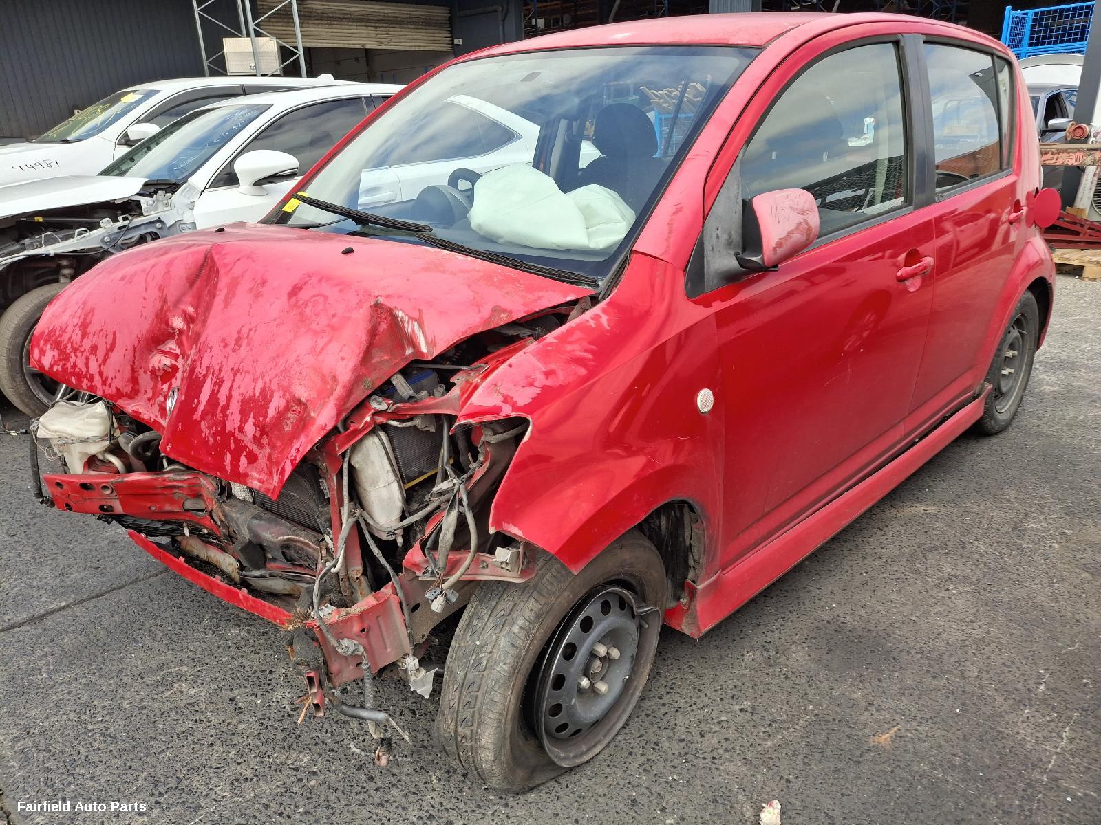 2005 Daihatsu Sirion Right Taillight