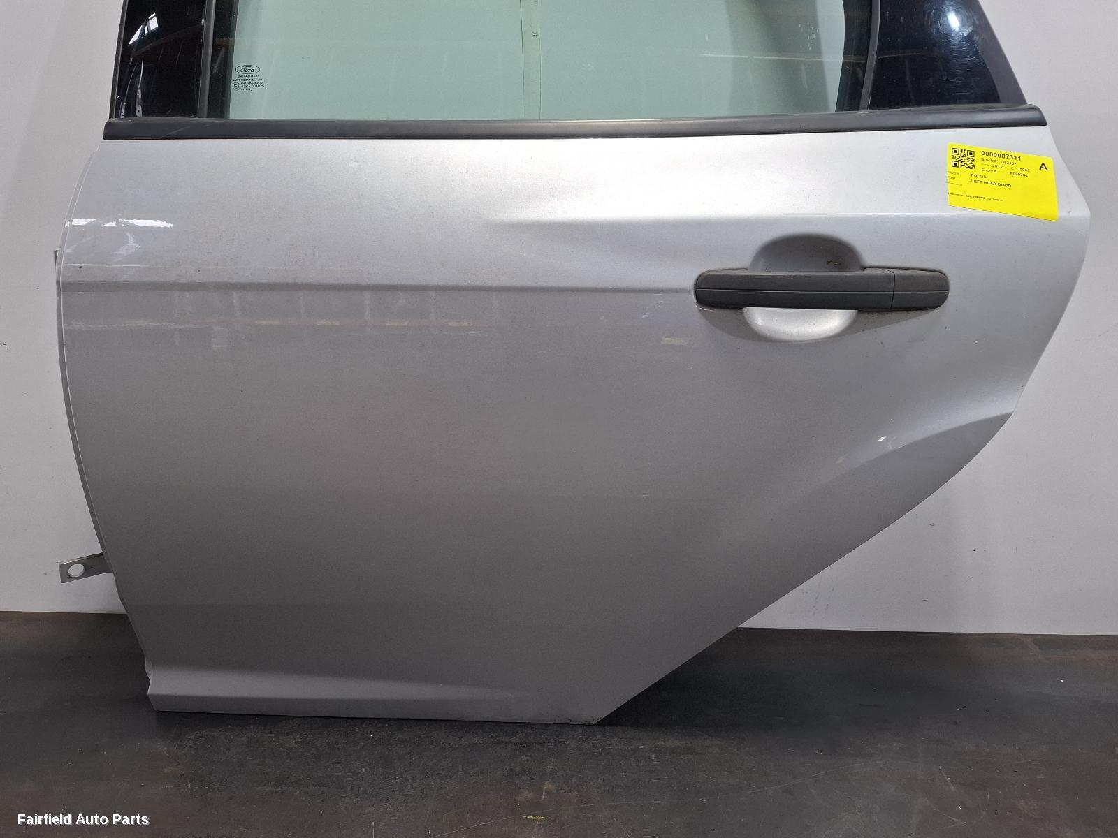 2011-2013 Ford Focus Left Rear Door Sliding