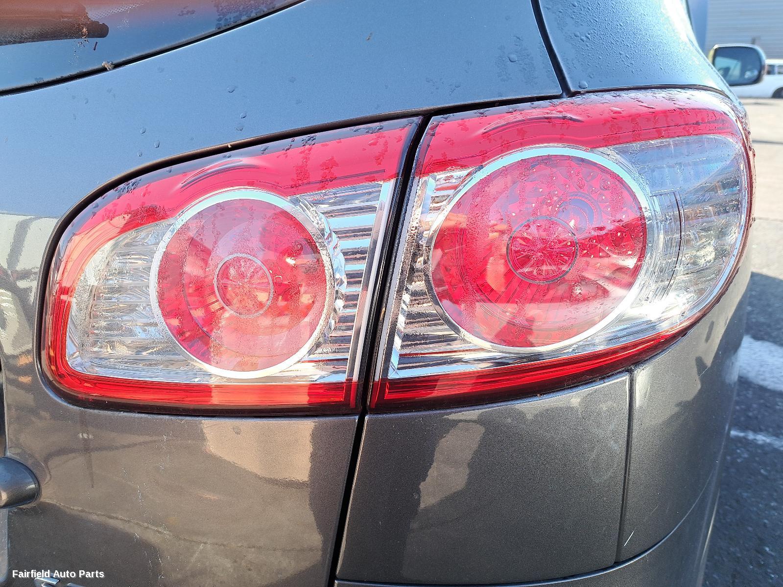 2010 Hyundai Santa Fe Right Taillight