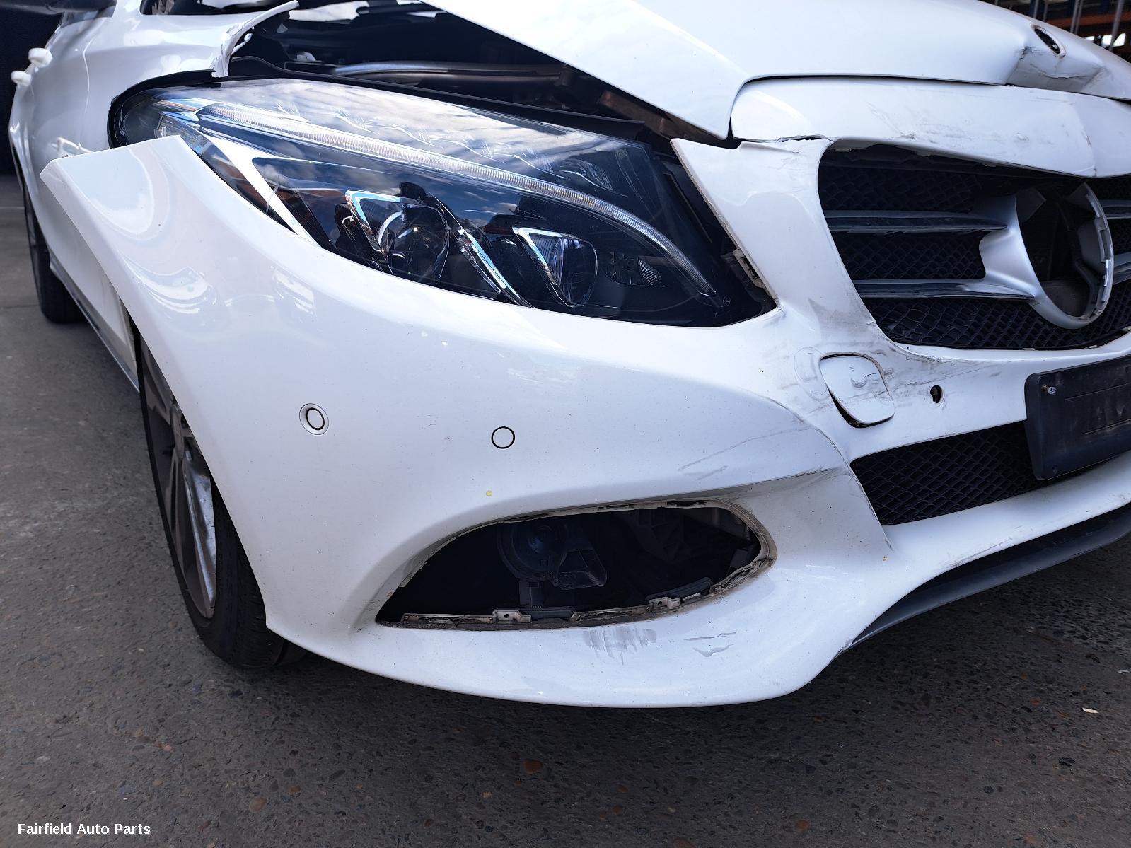 2015 Mercedes C Class Left Rear Hub Assembly