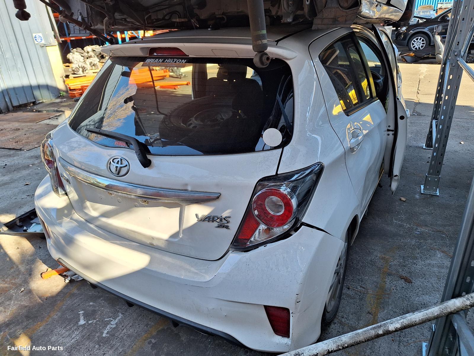 2015 Toyota Yaris Starter