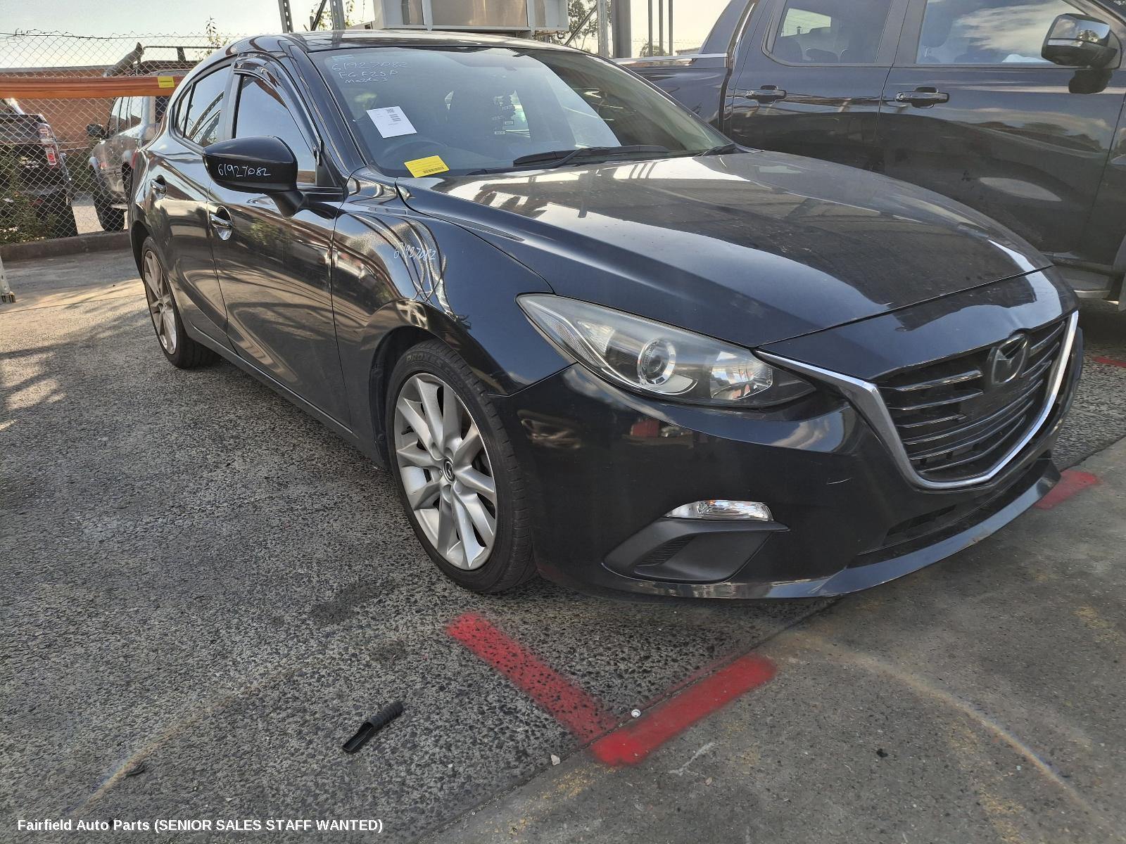 2013-2016 Mazda 3 Right Front Strut