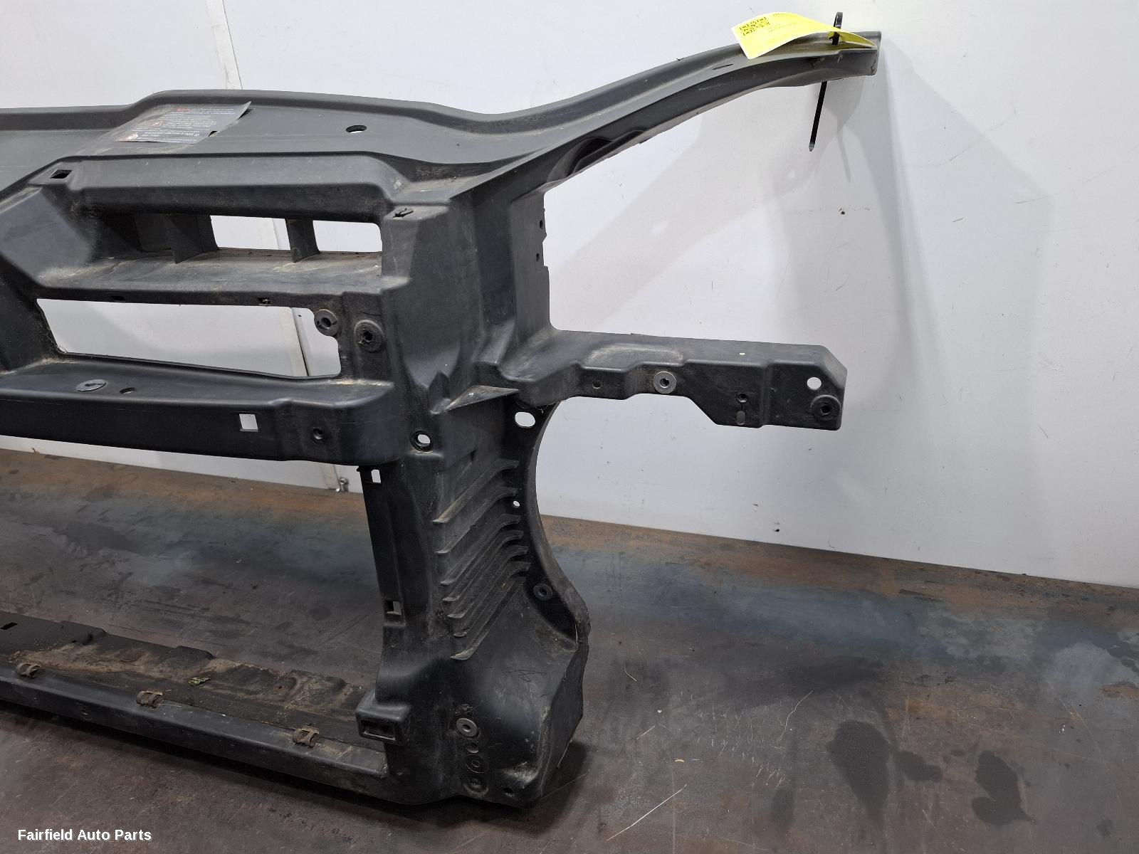 2004-2009 Volkswagen Golf Radiator Support