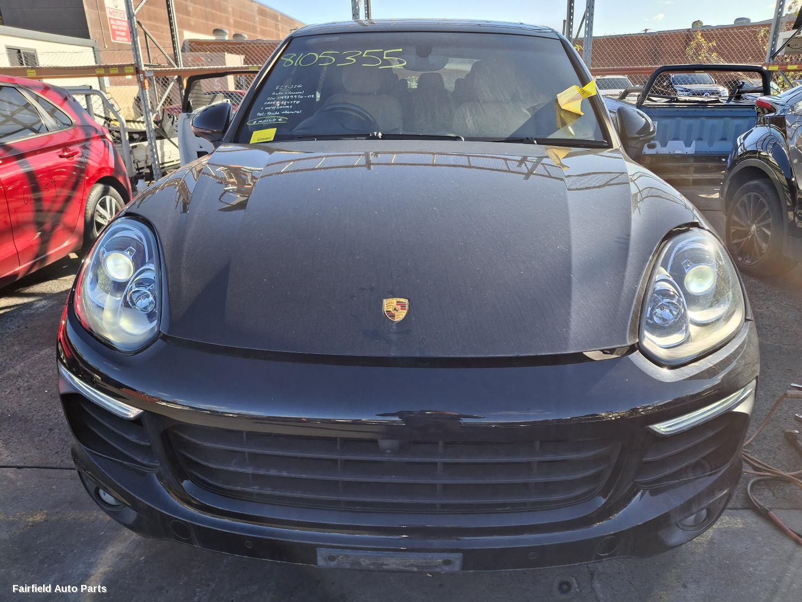2016 Porsche Cayenne Right Rear Side Glass