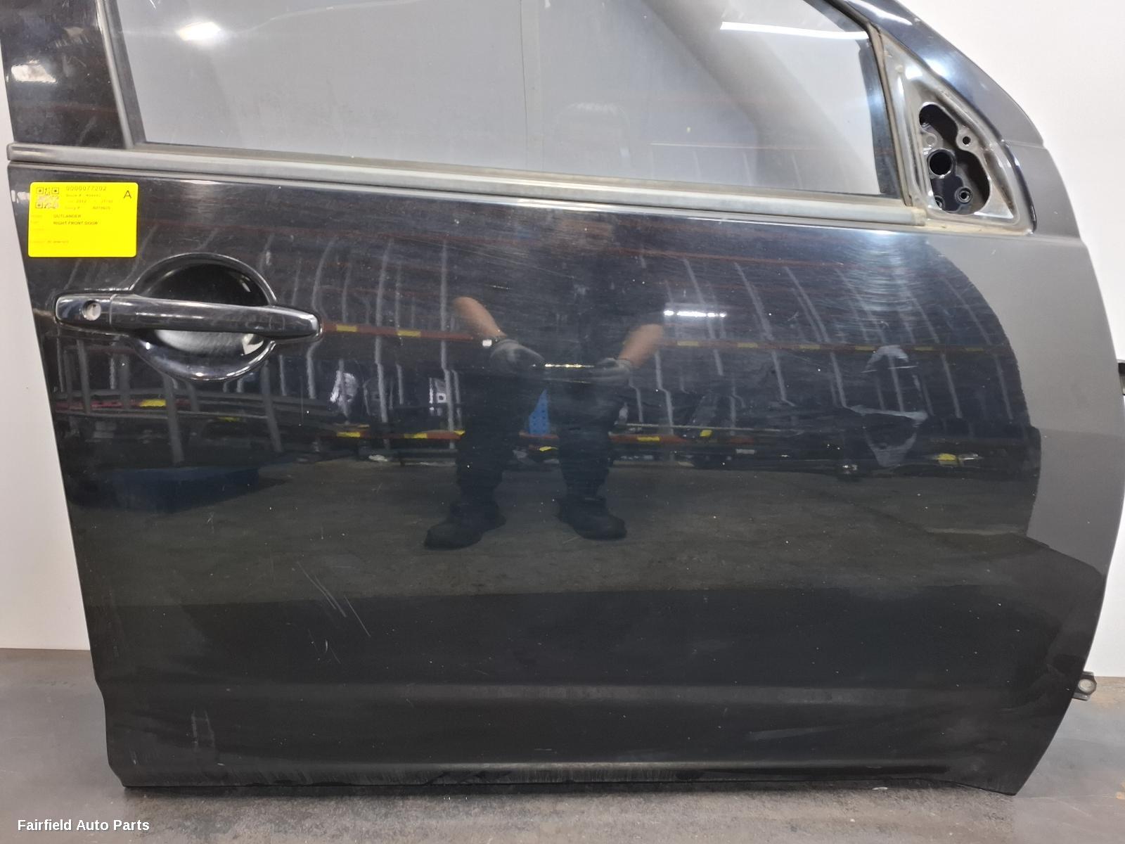 2009-2012 Mitsubishi Outlander Right Front Door