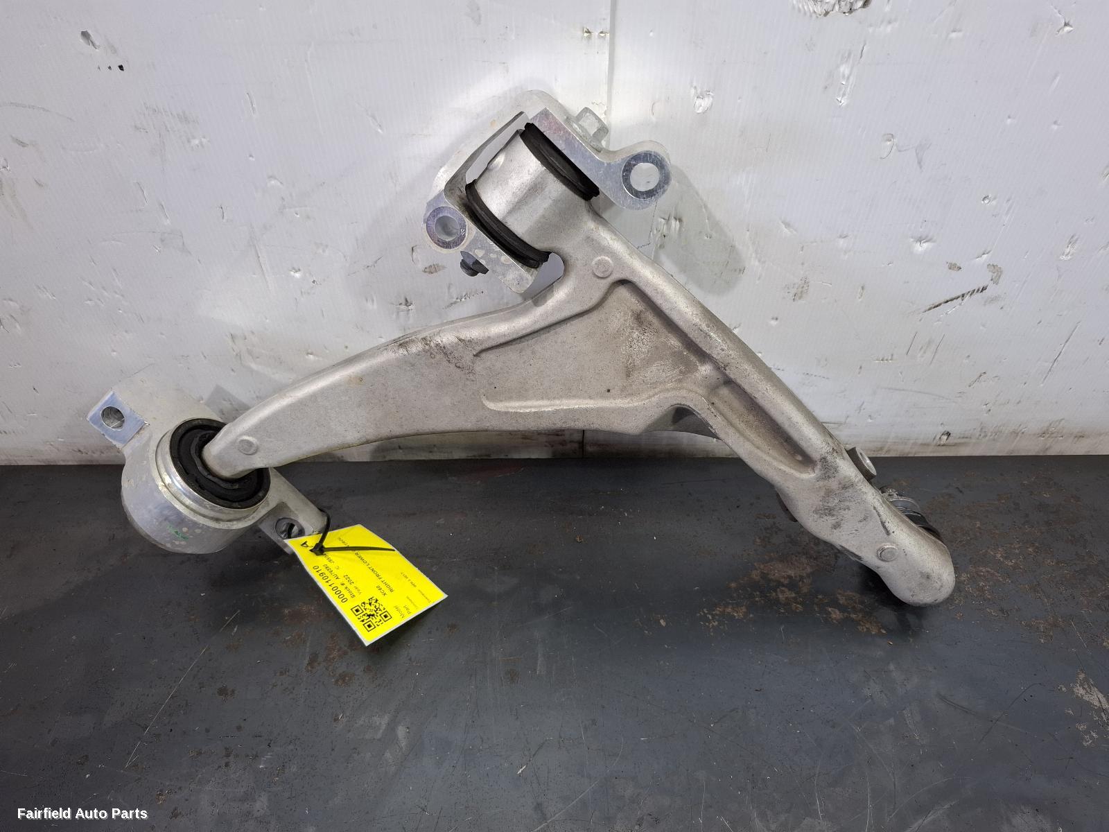 2017-2025 Volvo Xc60 Right Front Lower Control Arm