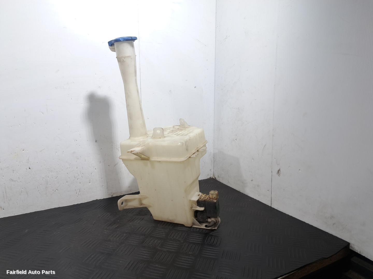 2007-2012 Hyundai I30 Washer Bottle