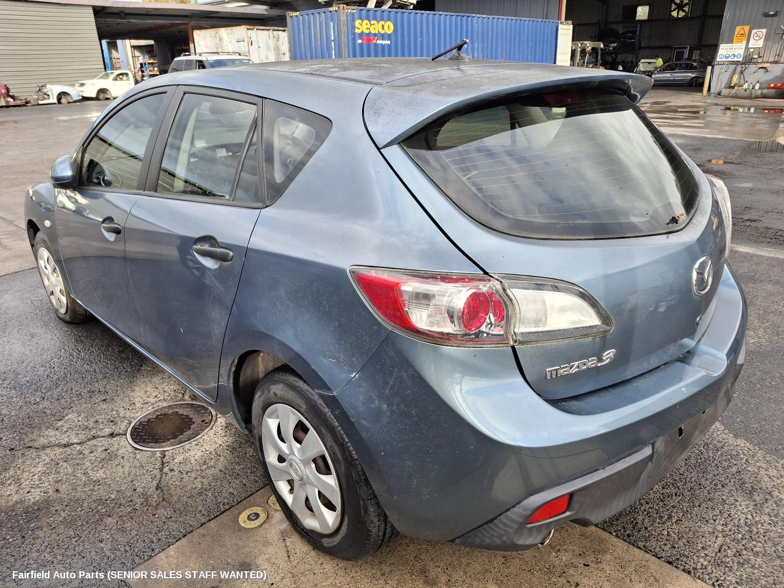 2010 Mazda 3 Sunvisor
