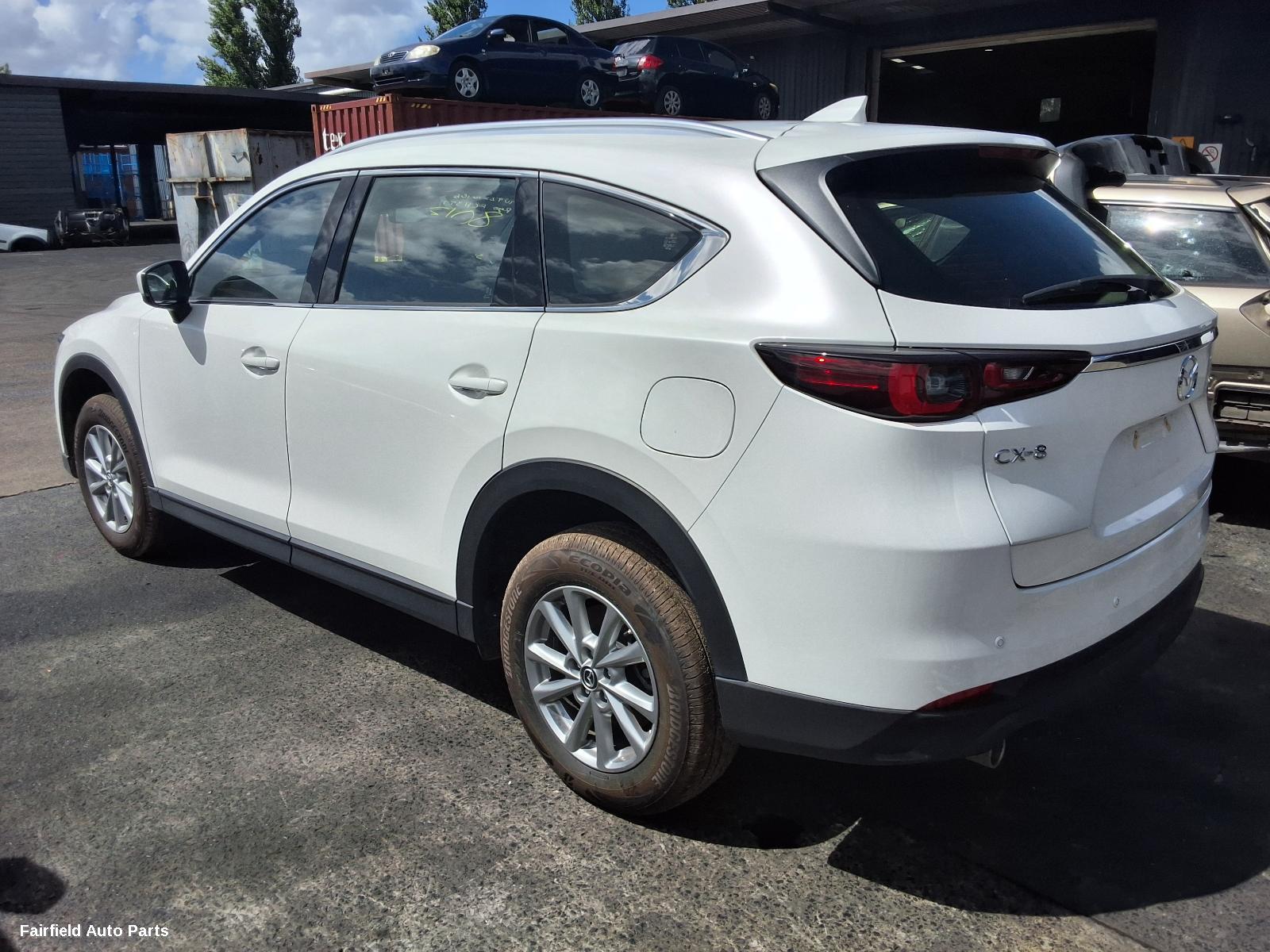 2022-2023 Mazda Cx8 Rear Garnish