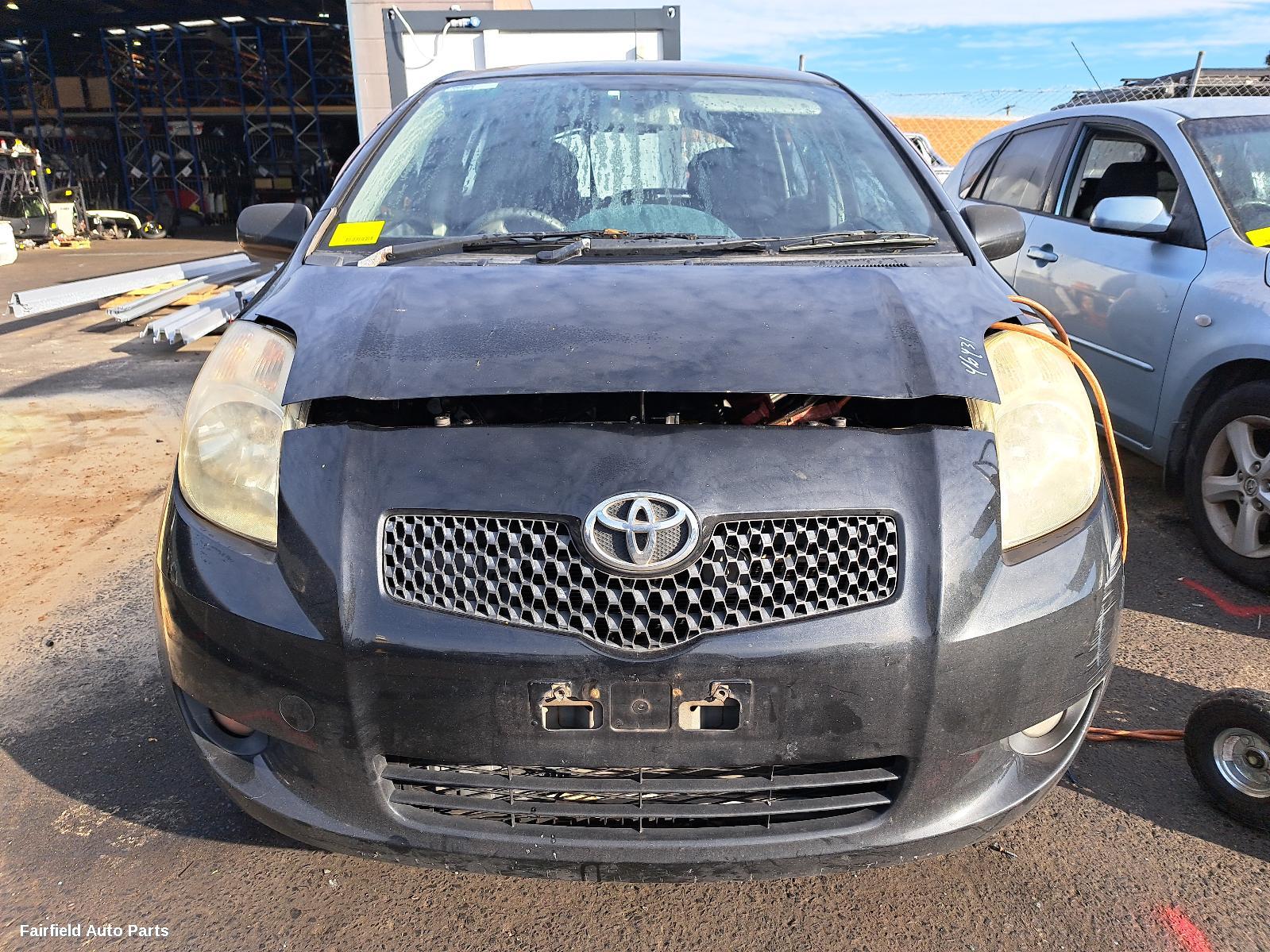 2008 Toyota Yaris Left Headlamp