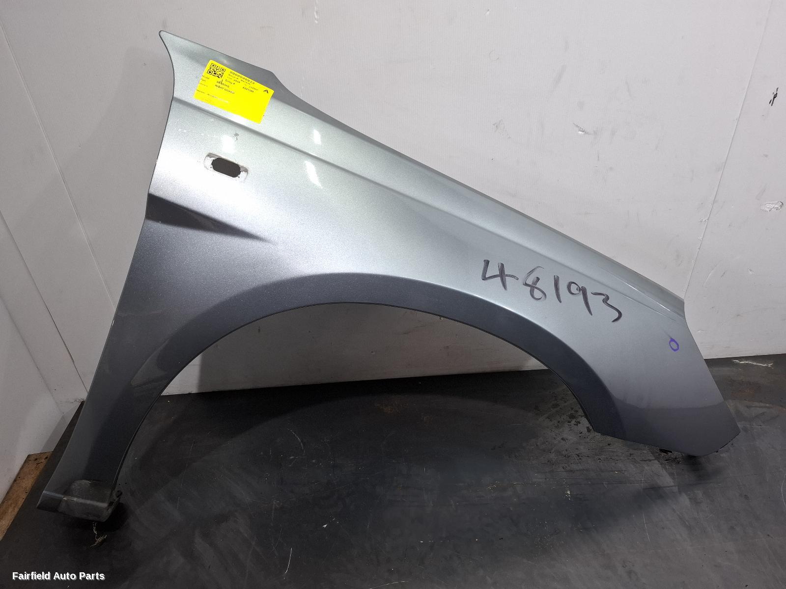 2007-2011 Chrysler Sebring Right Guard