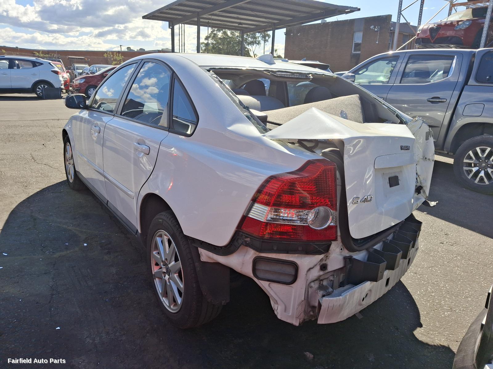 2007 Volvo S40 Starter